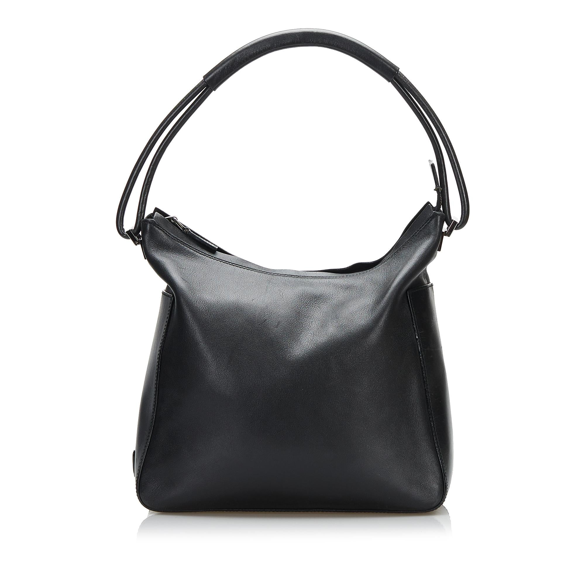 Gucci Leather Shoulder Bag (SHG-37774)