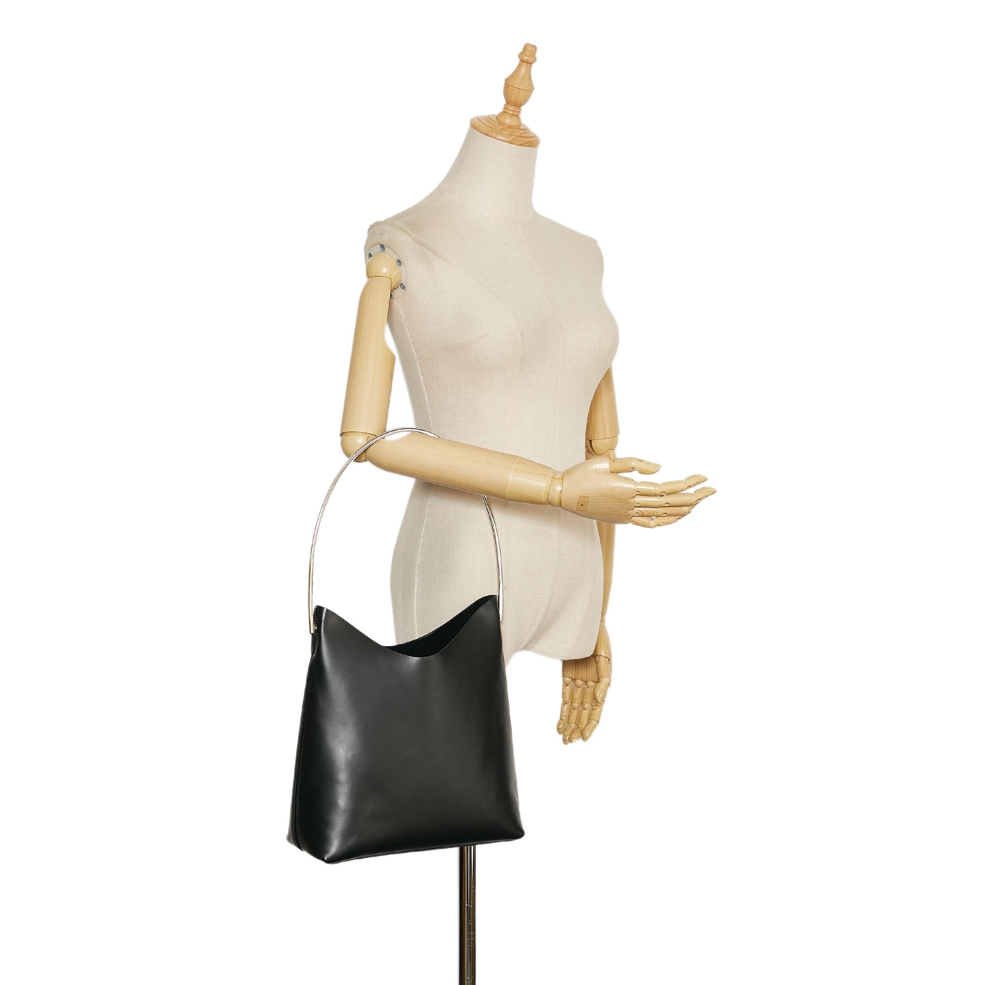 Gucci Leather shoulder Bag (SHG-35496)