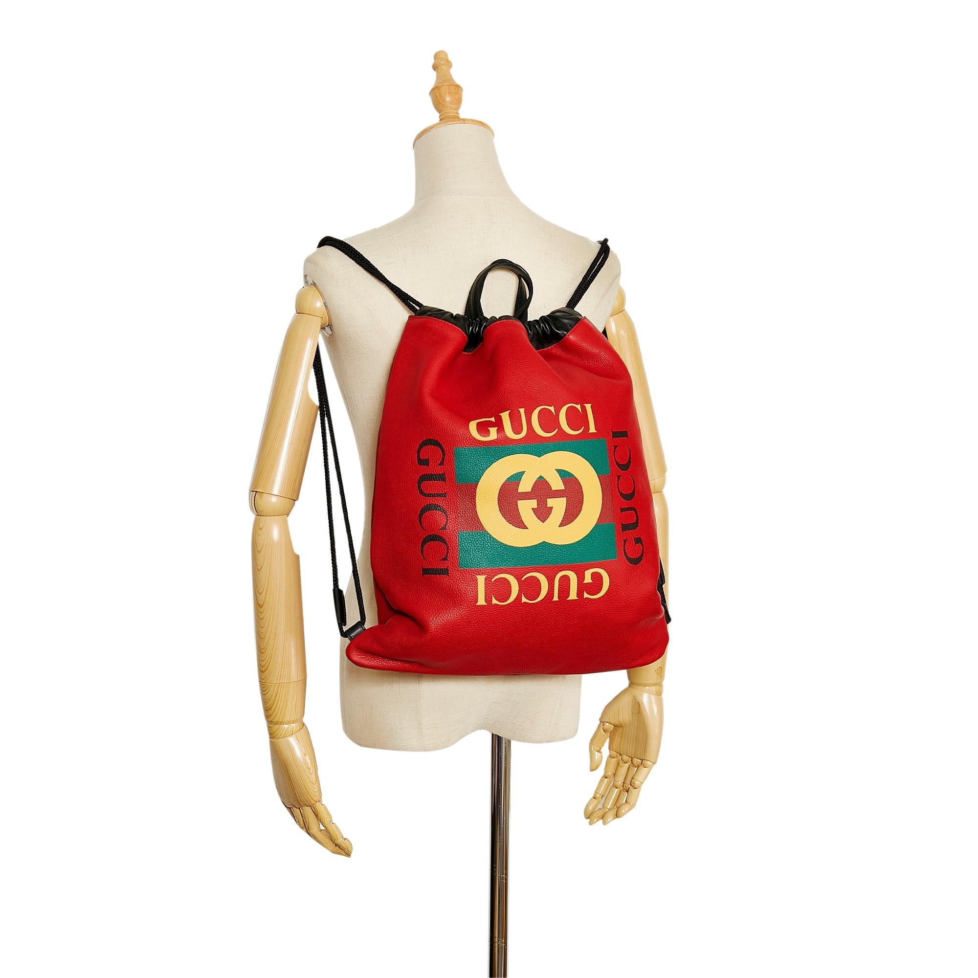 Gucci Logo Drawstring Backpack (SHG-Pk7mwg)