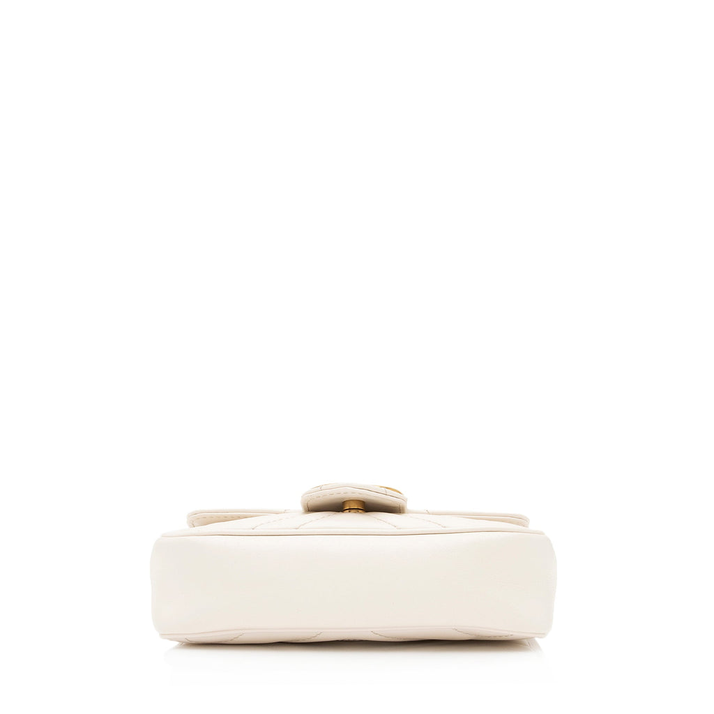 Gucci Matelasse Leather GG Marmont Super Mini Bag (SHF-23685)