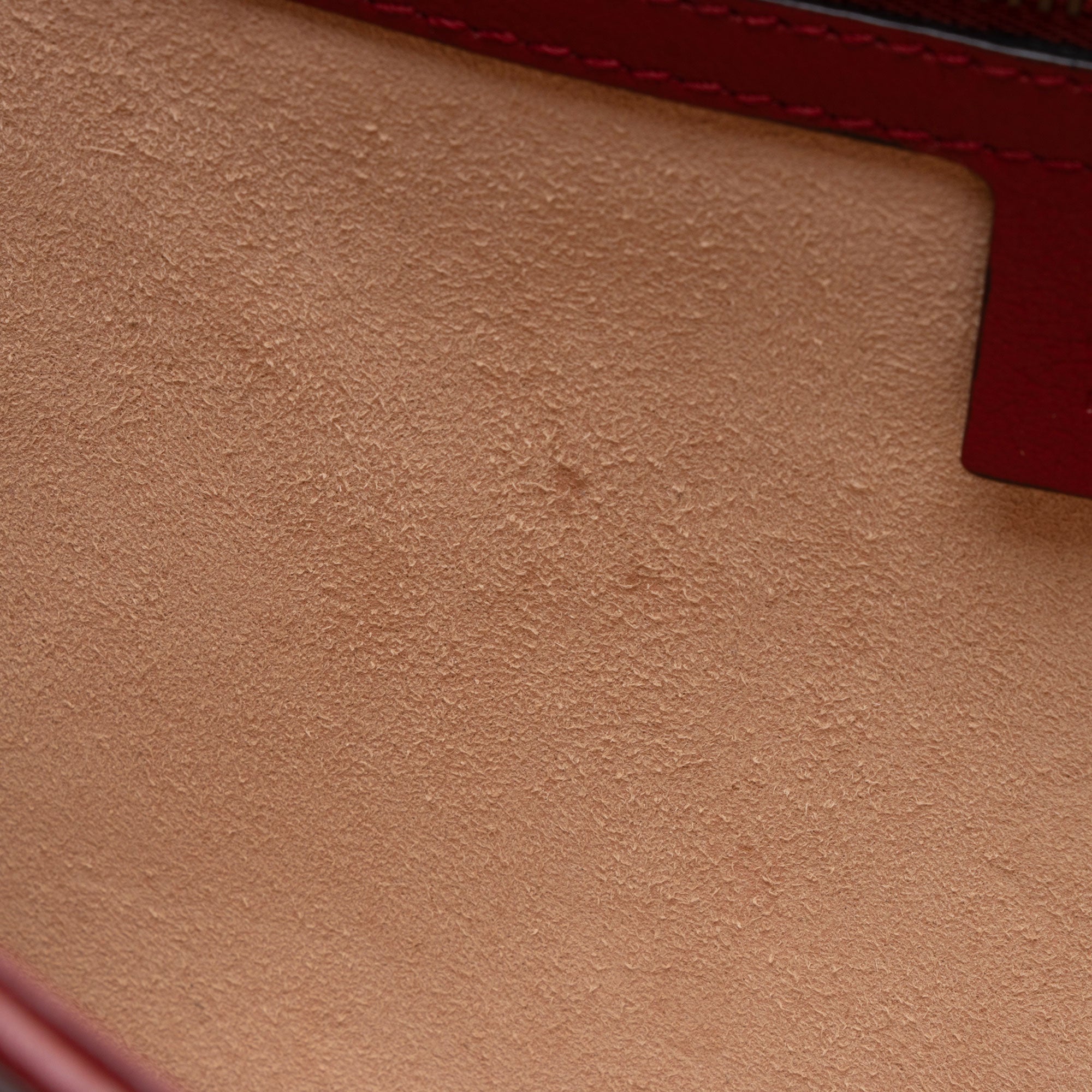 Gucci Matelasse Leather Torchon GG Marmont Clutch (SHF-CeLx8H)