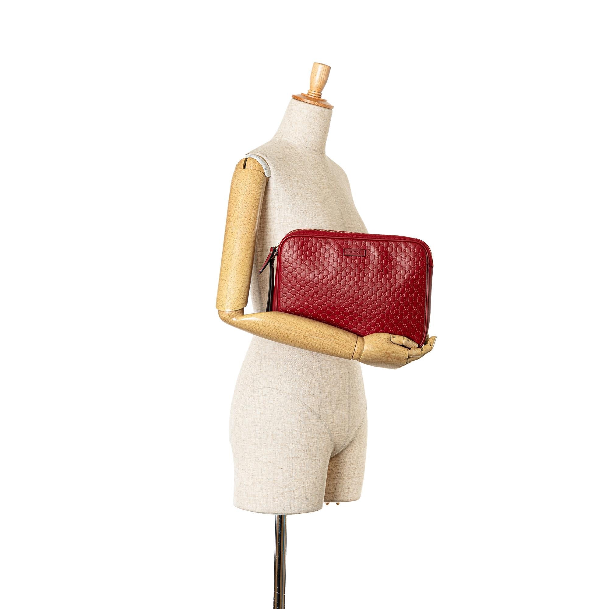 Gucci Microguccissima Clutch (SHG-OvRkvY)
