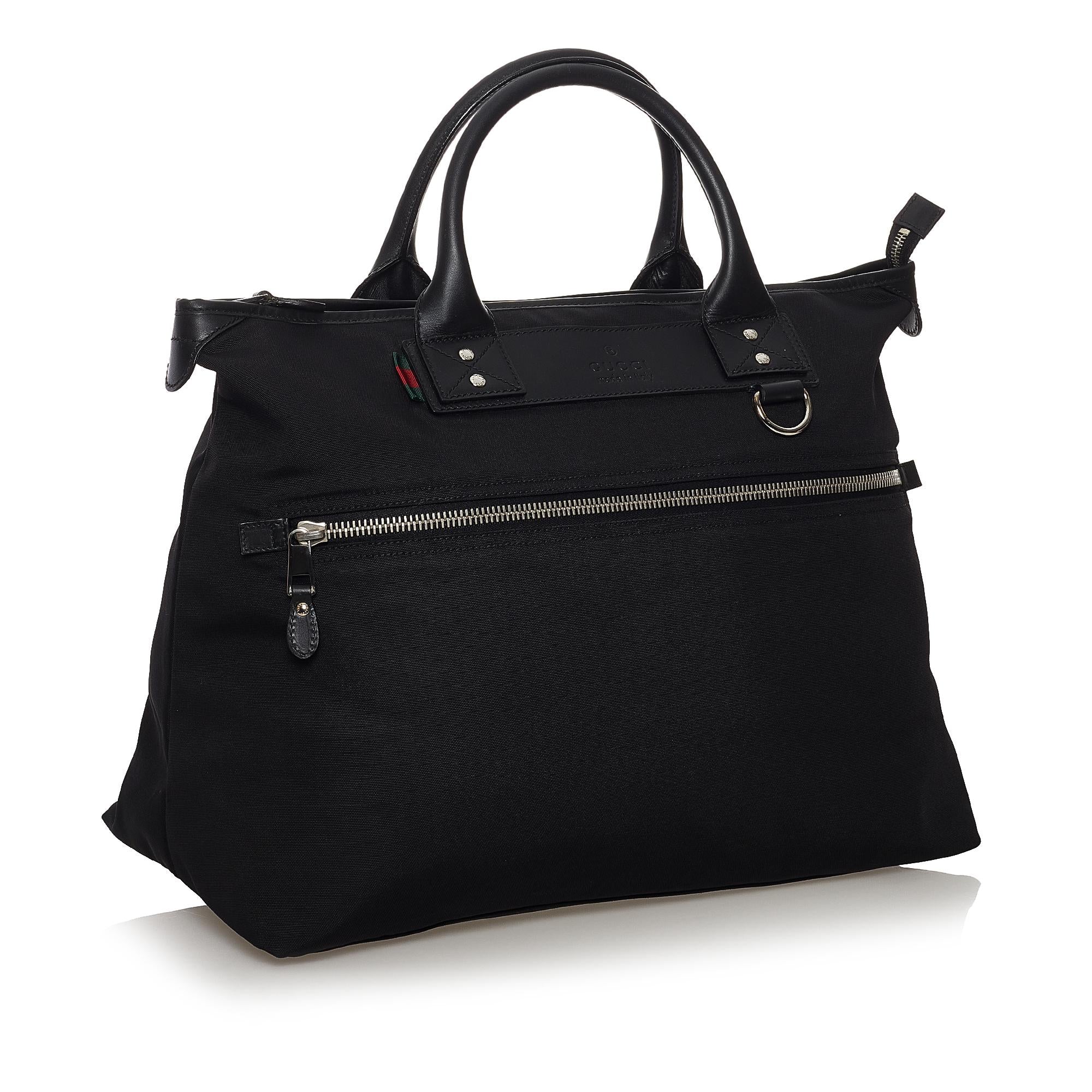 Gucci Nylon Business Bag (SHG-32989)