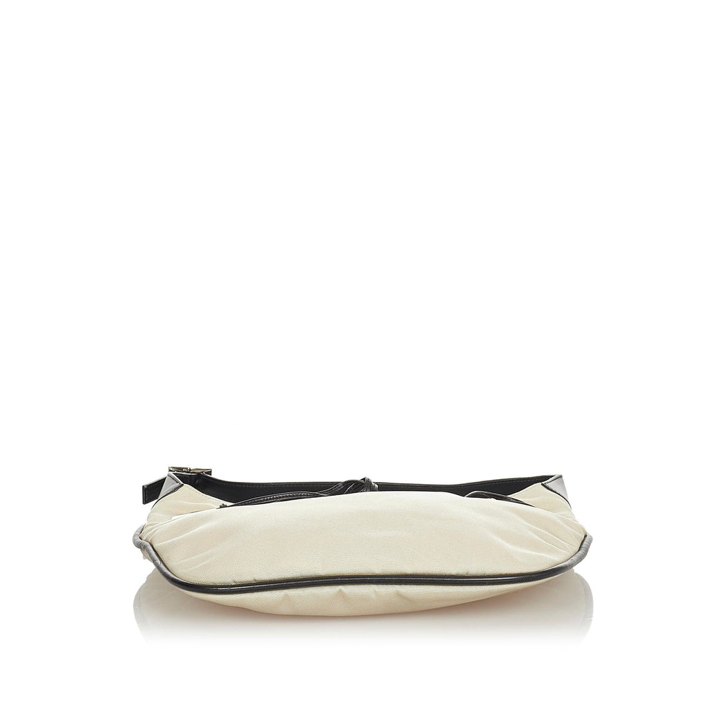 Gucci Nylon Drawstring Shoulder Bag (SHG-31853)