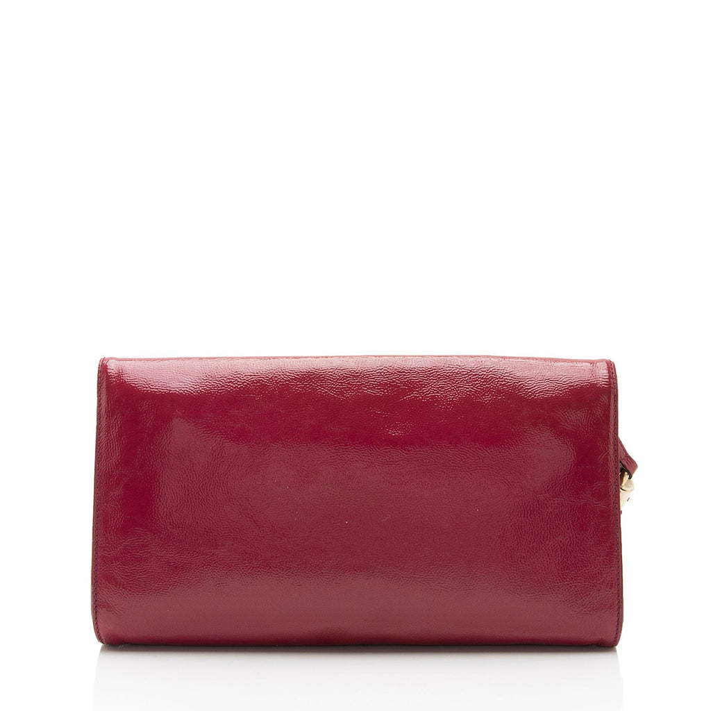 Gucci Patent Leather Soho Clutch (SHF-Lou69h)