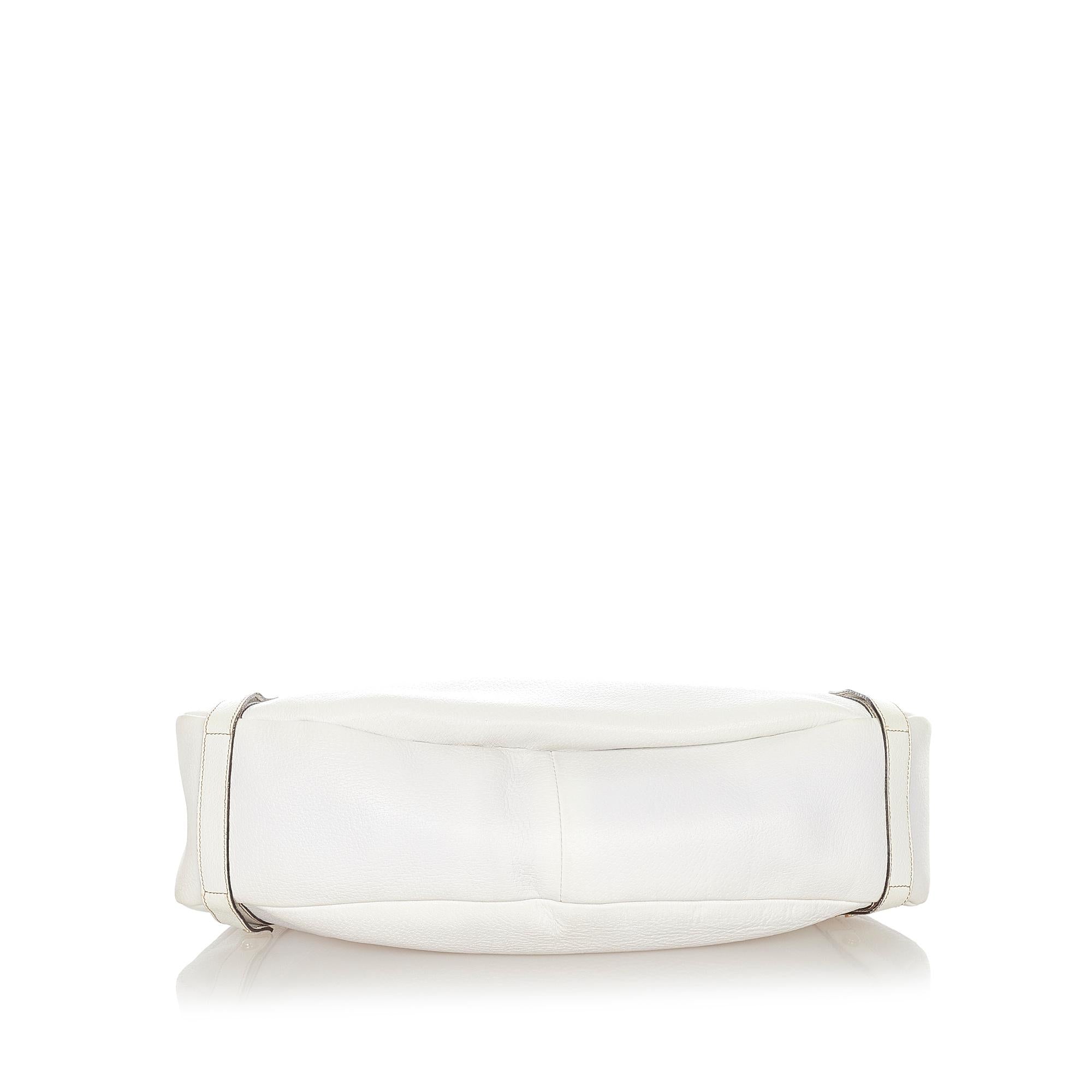 Gucci Pelham Leather Shoulder Bag (SHG-21129)