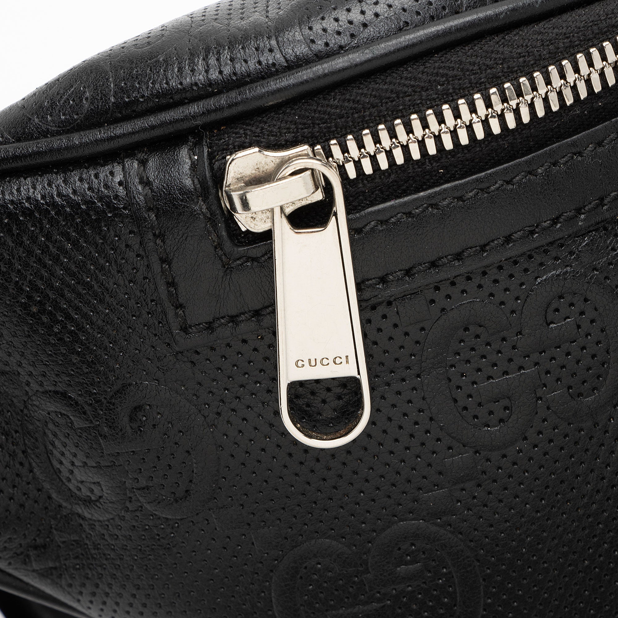 Gucci Perforated Embossed Leather GG Pocket Belt Bag (SHF-TJNqCI)
