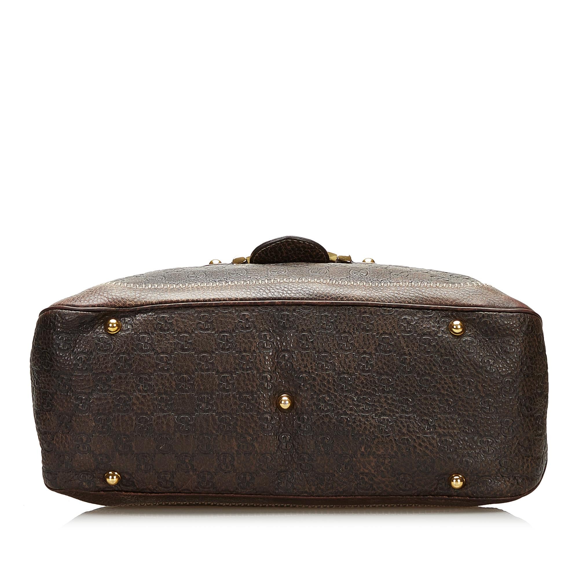 Gucci Signature Pelham Handbag (SHG-35372)