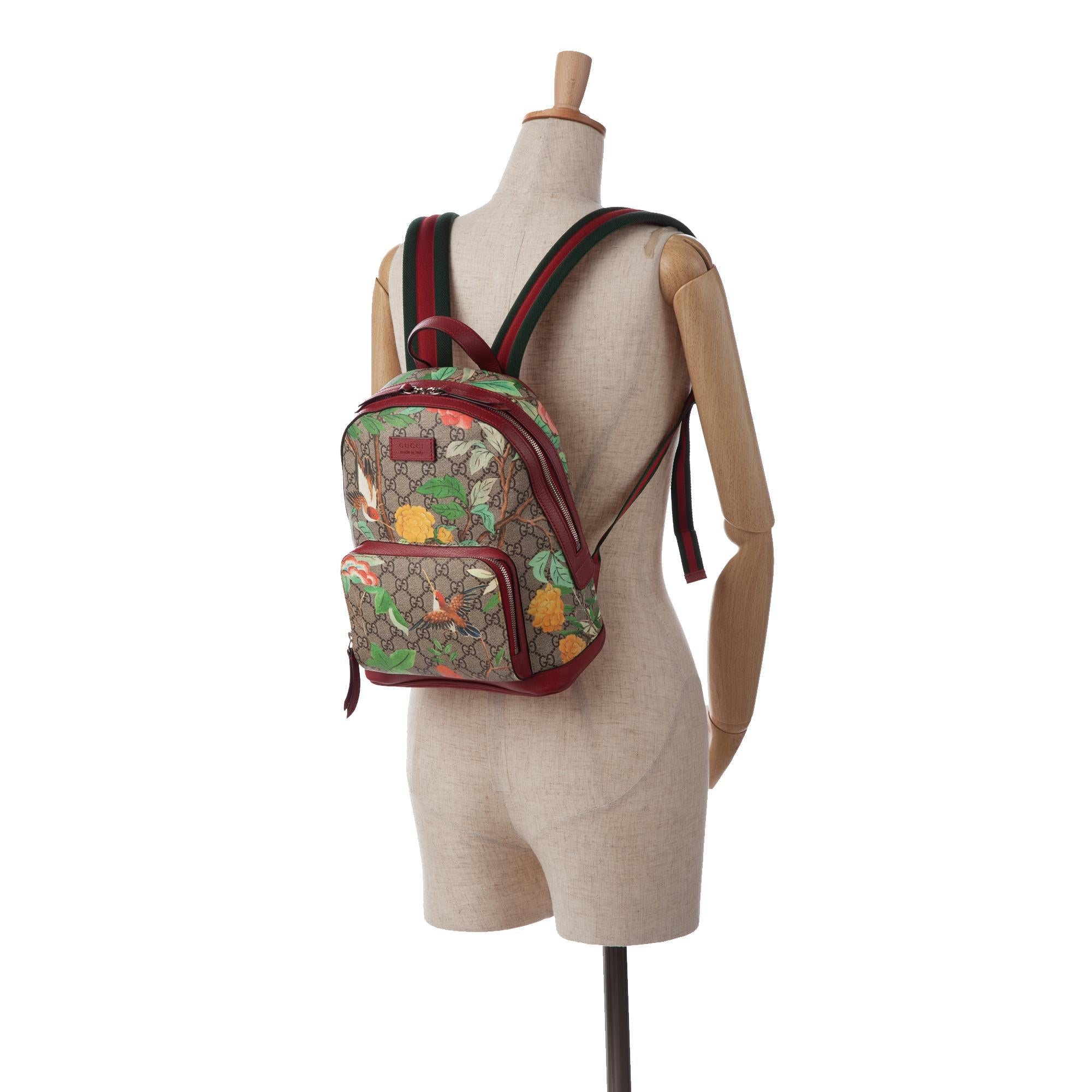 Gucci Small GG Supreme Tian Backpack (SHG-Qo8NCn)