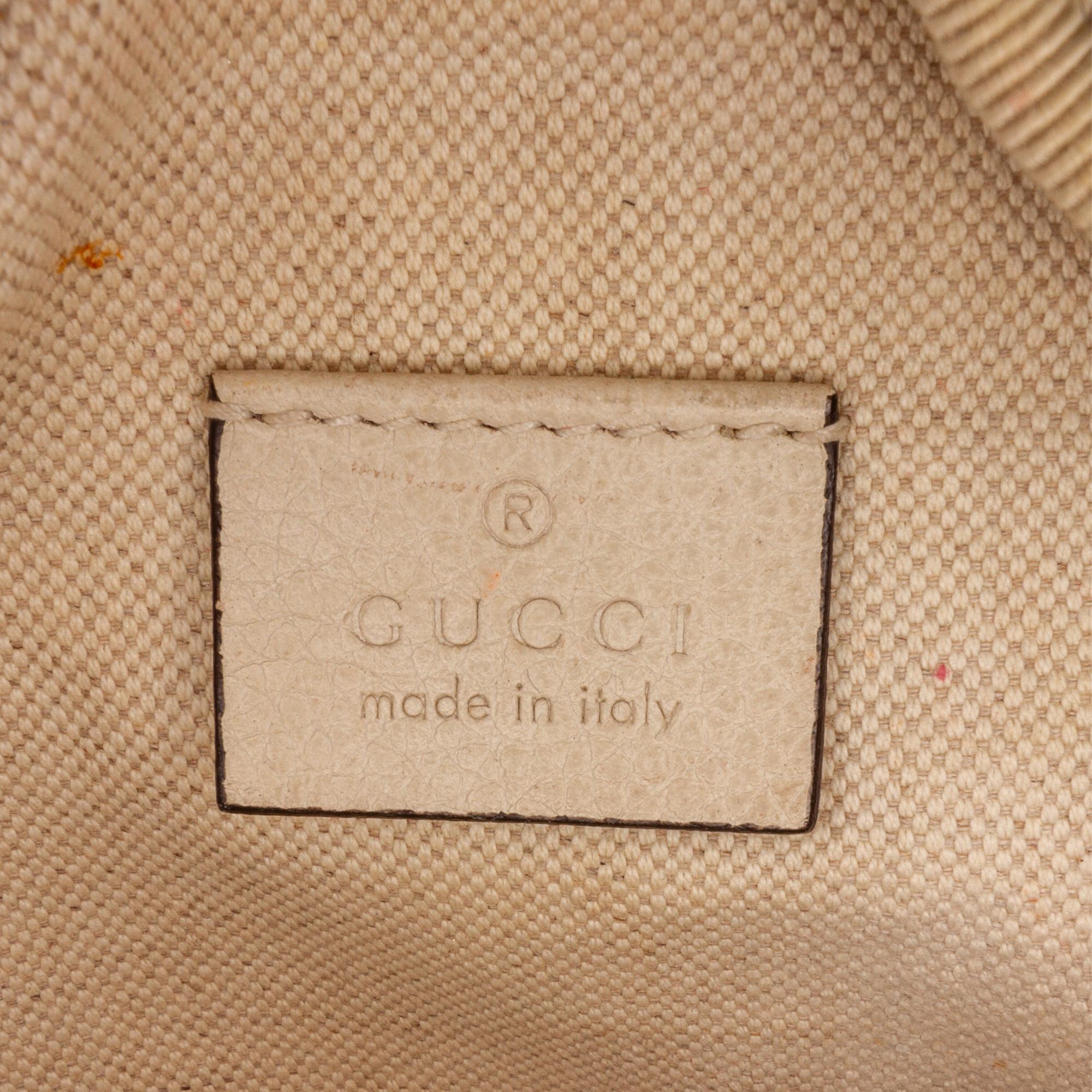 Gucci Small Logo Belt Bag (SHG-4D5HQu)