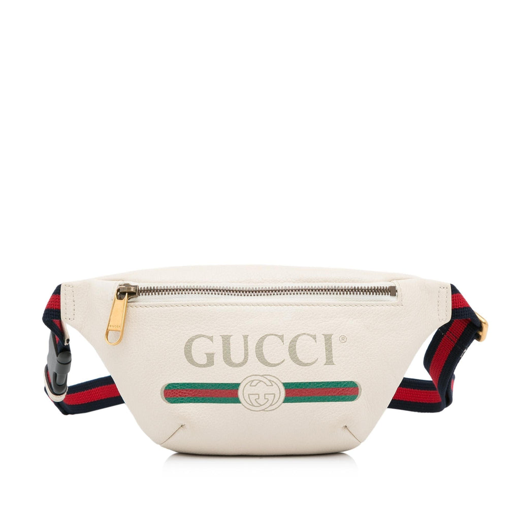 Gucci Small Logo Belt Bag (SHG-mB6R20)