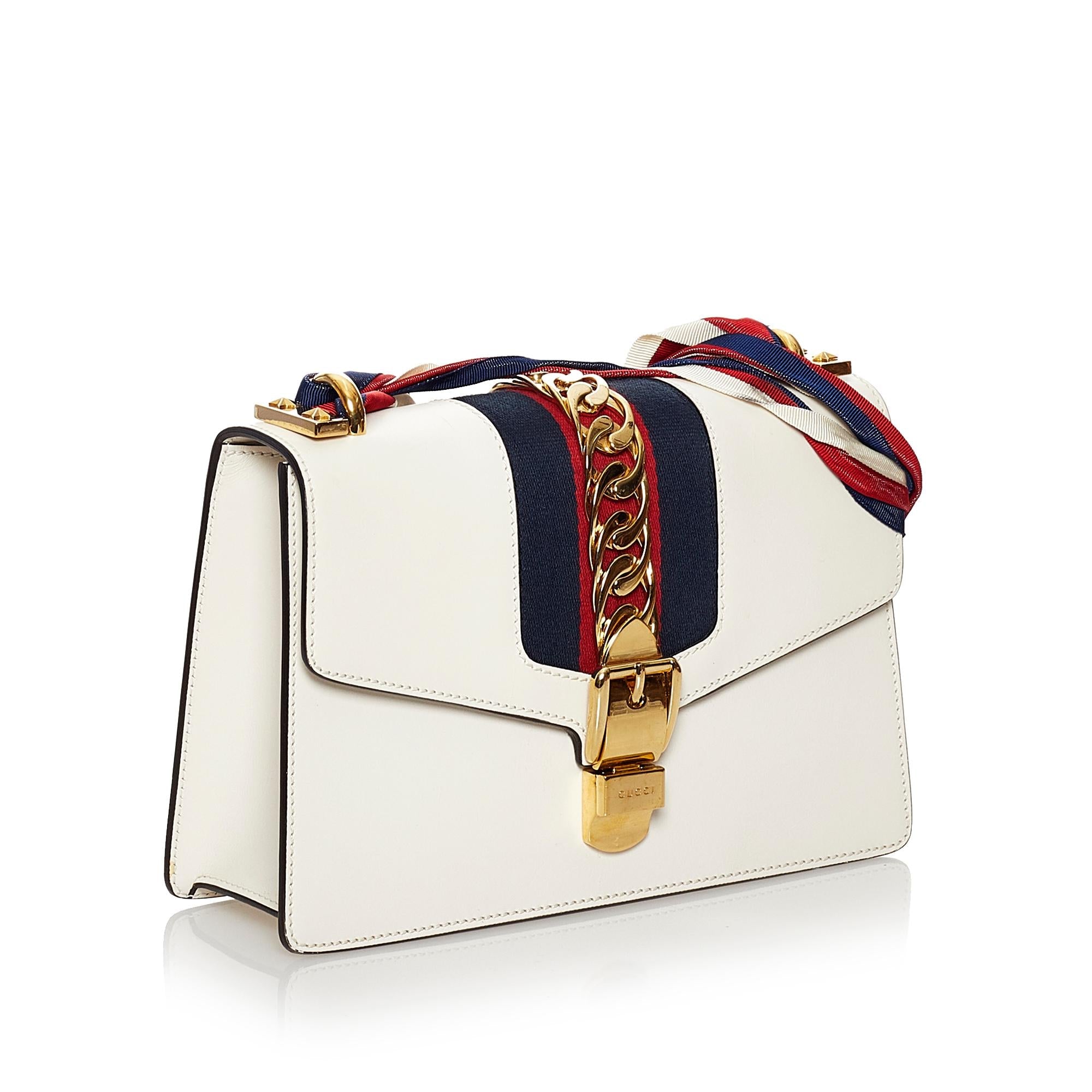 Gucci Small Sylvie Leather Shoulder Bag (SHG-31073)
