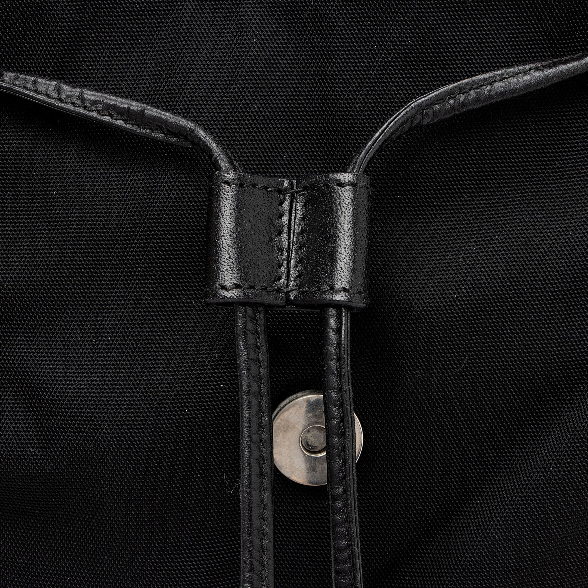 Gucci Vintage Nylon Backpack (SHF-B0jNII)