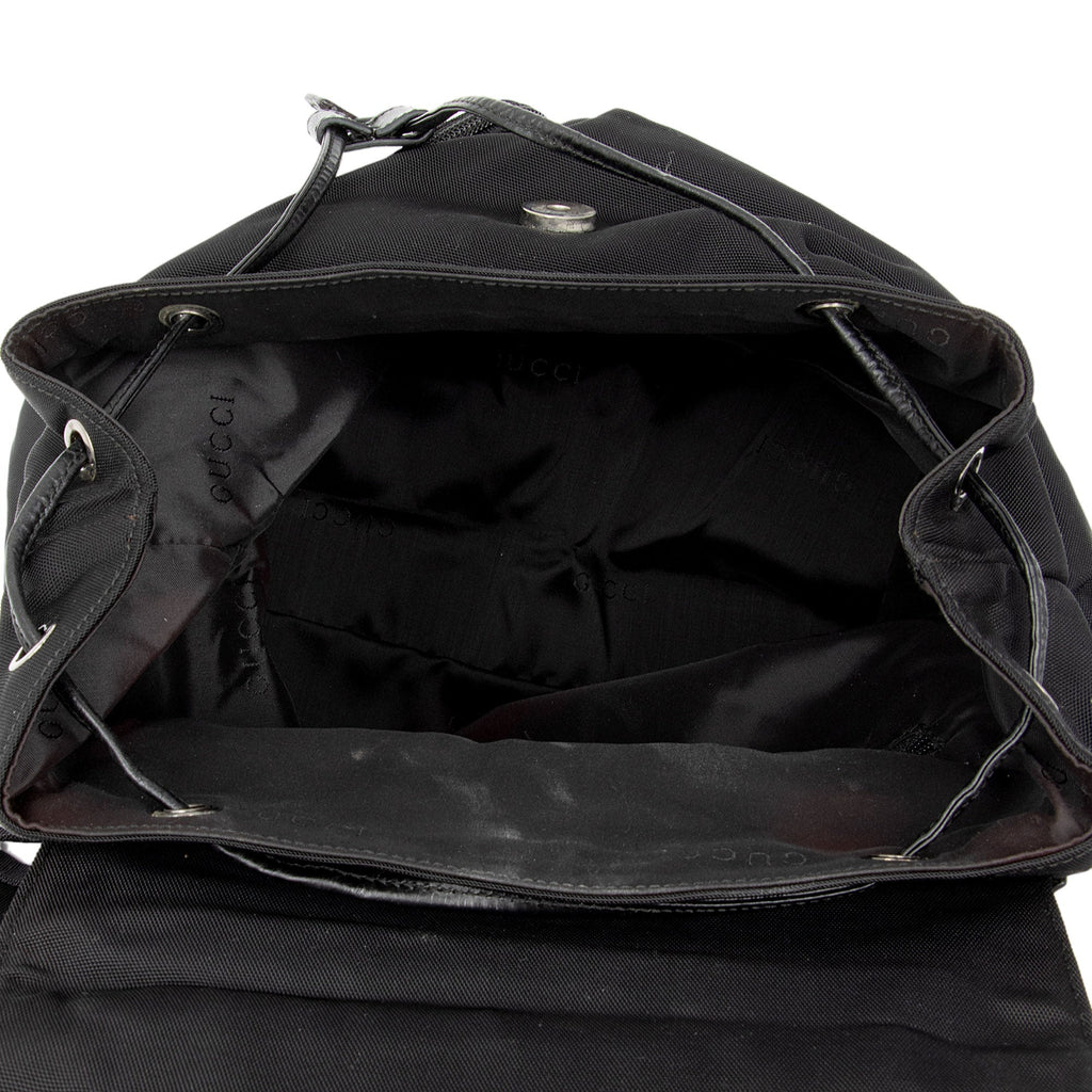 Gucci Vintage Nylon Backpack (SHF-B0jNII)