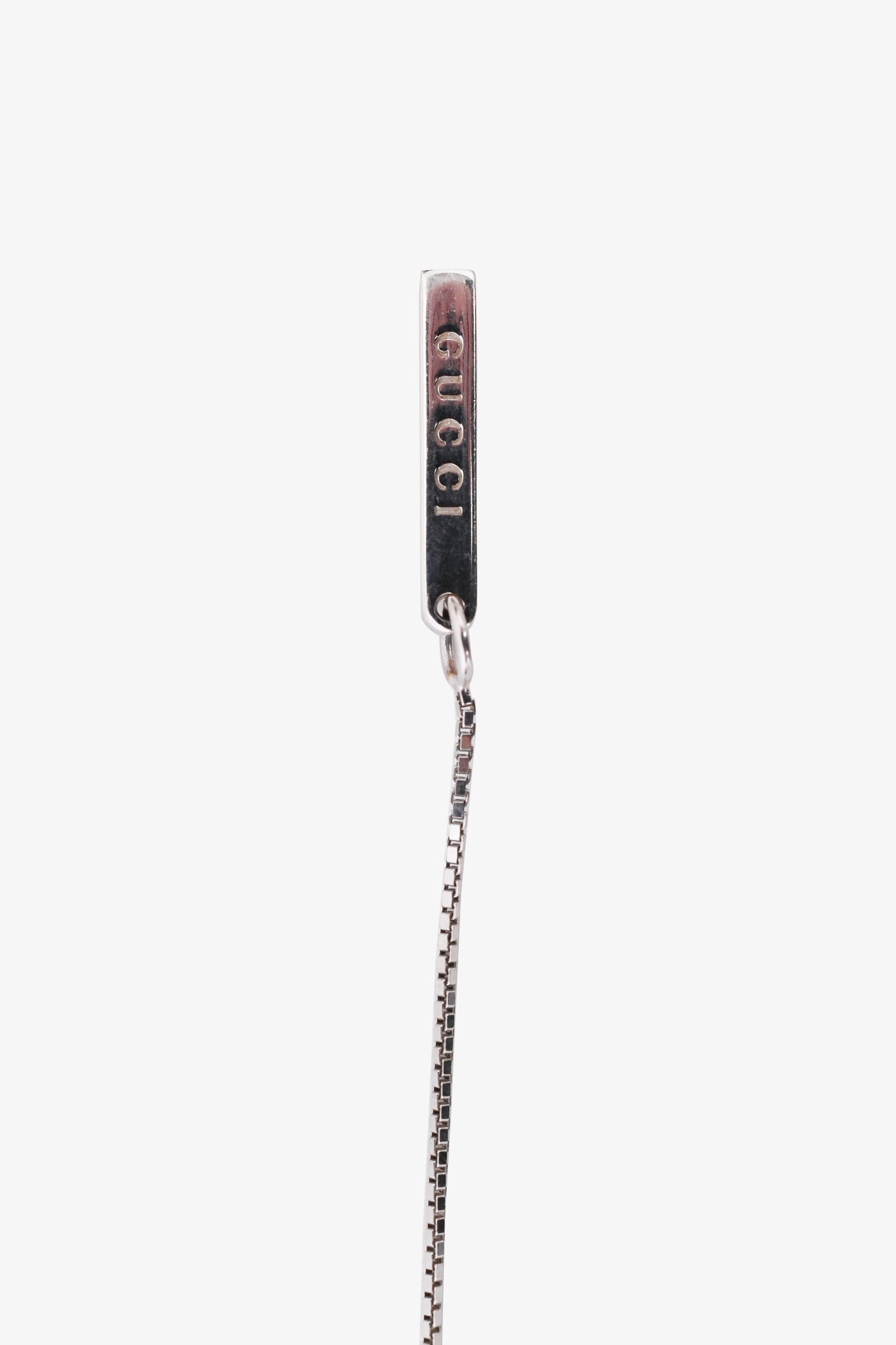 Gucci 18K White Gold Toggle Closure Necklace