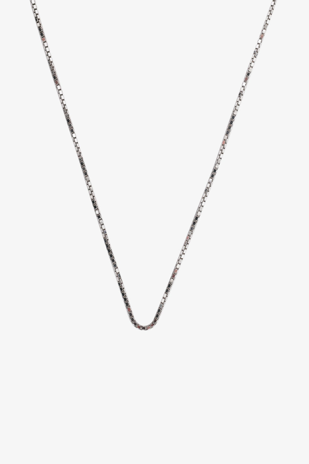 Gucci 18K White Gold Toggle Closure Necklace