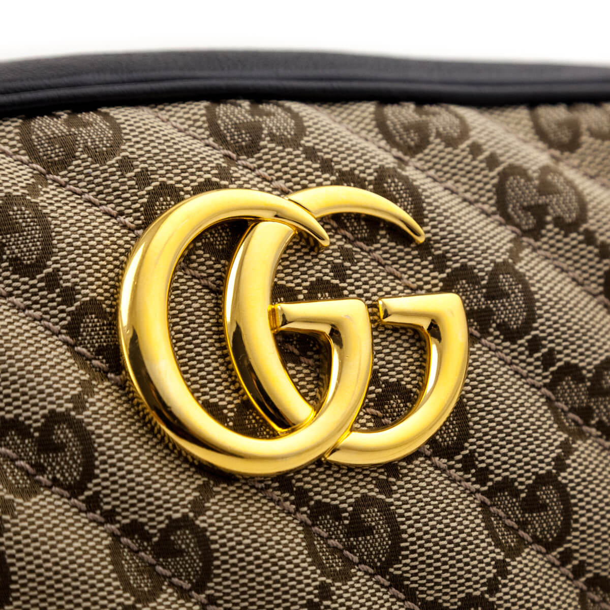 Gucci Beige & Black Monogram Matelasse Diagonal Small GG Marmont Chain Shoulder Bag