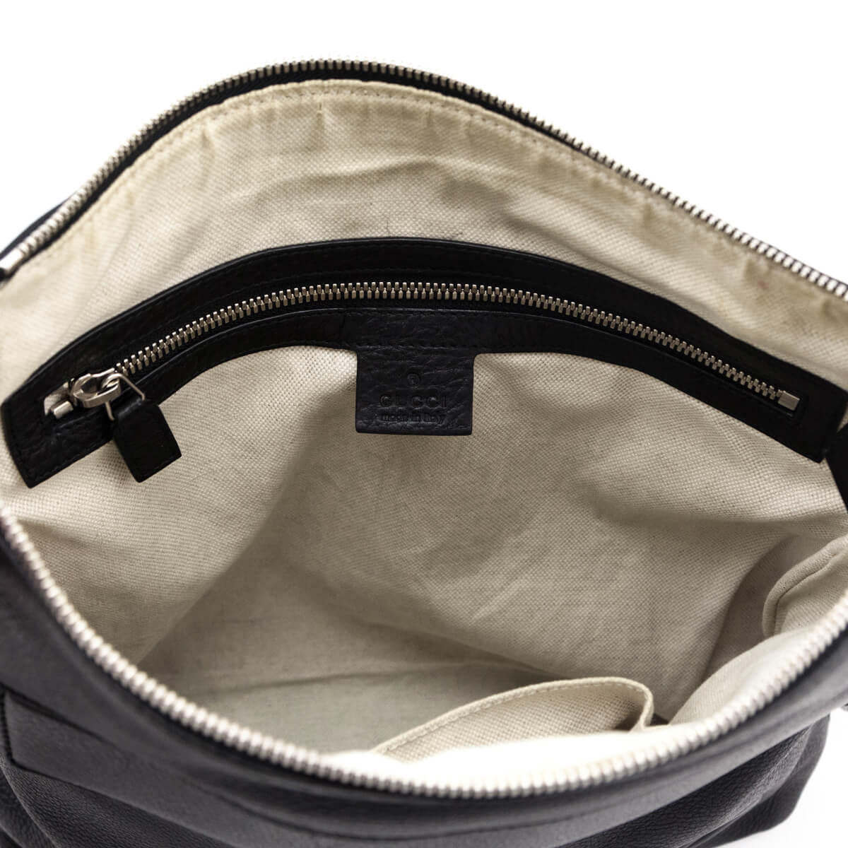 Gucci Black Pebbled Calfskin Medium Soho Messenger Bag
