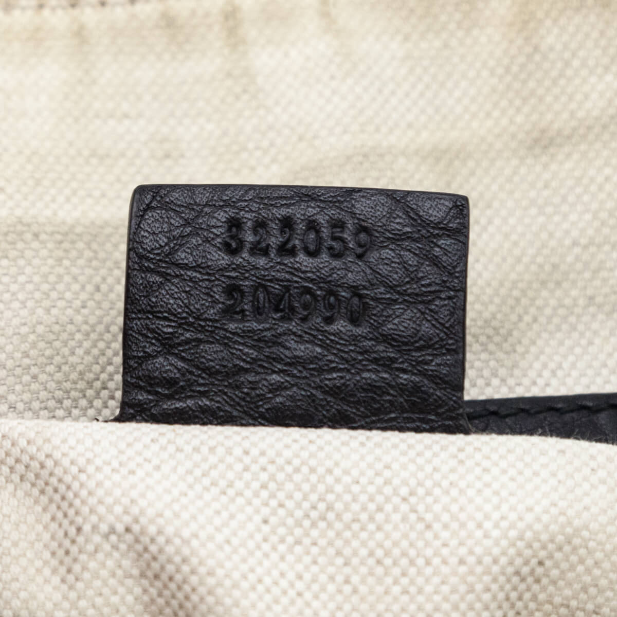 Gucci Black Pebbled Calfskin Medium Soho Messenger Bag