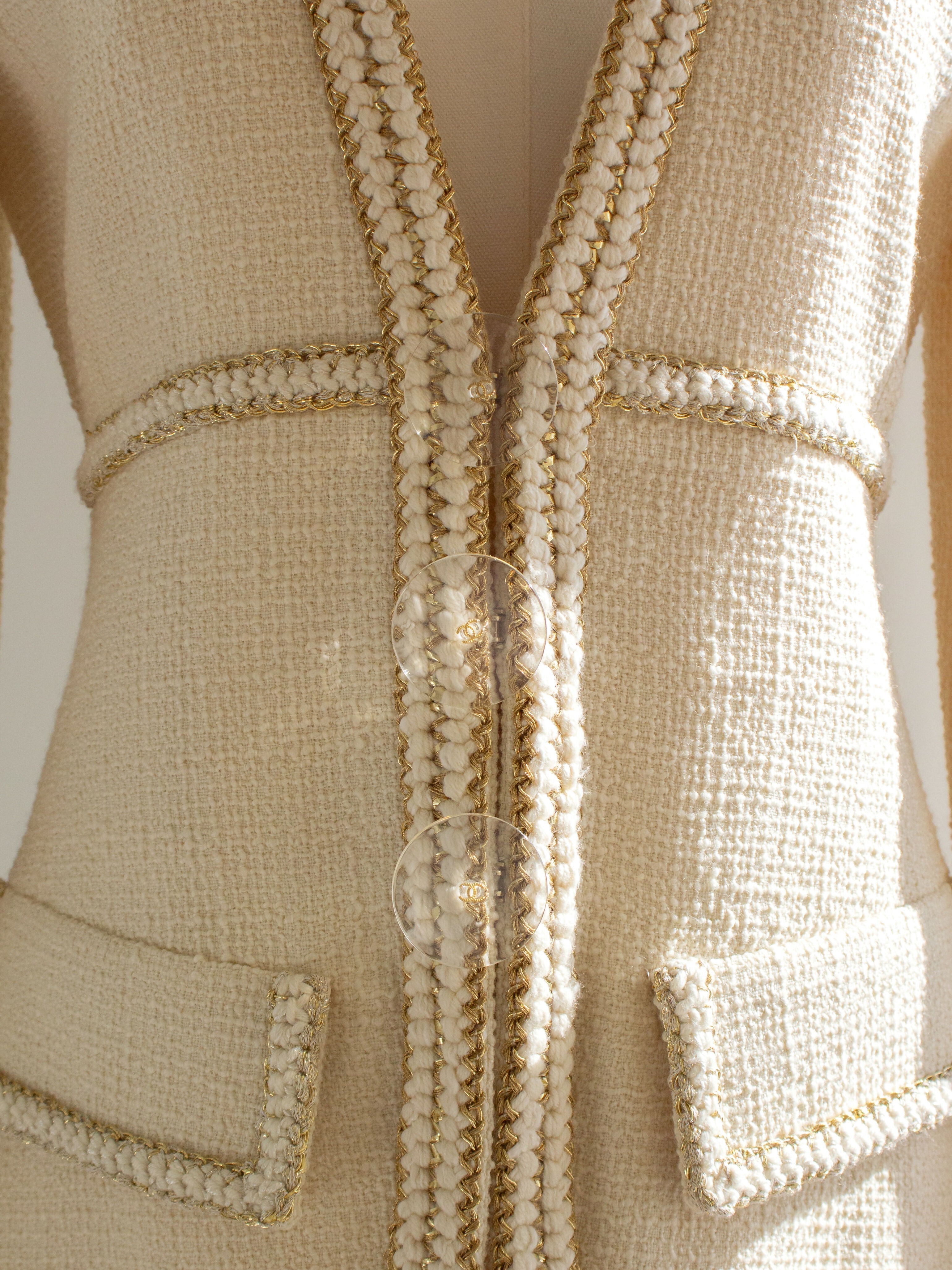 Chanel Pre-Fall 2017 Metiers D'Art Ritz 17A Ecru Cream Jacket Skirt Suit