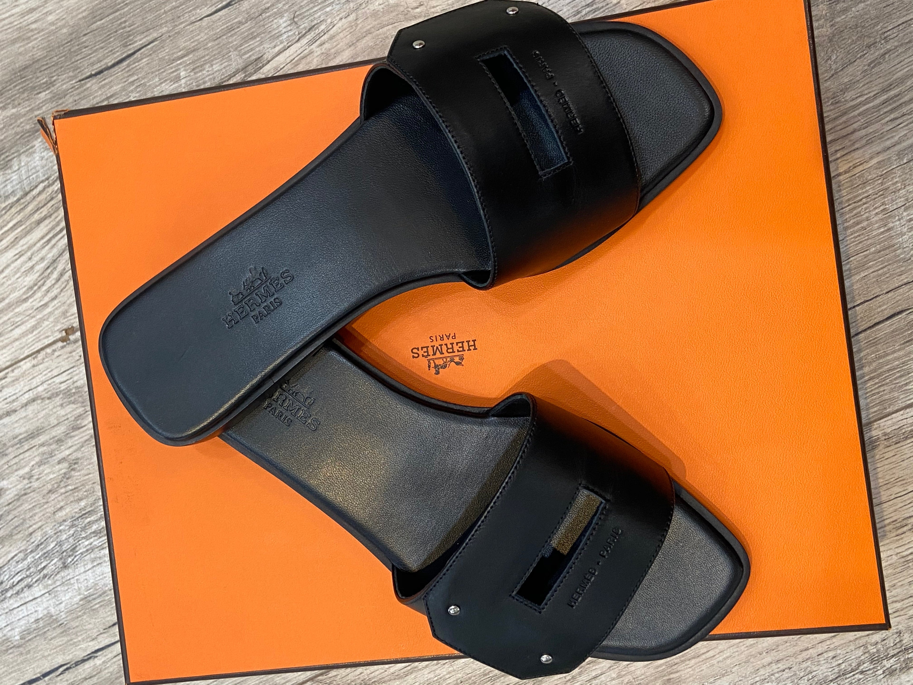 HERMÈS CALFSKIN LEATHER VIEW MULES