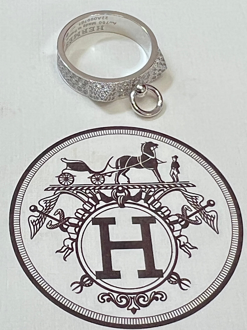 HERMÈS 18K WHITE GOLD DIAMOND PM COLLIER DE CHIEN PAVE RING