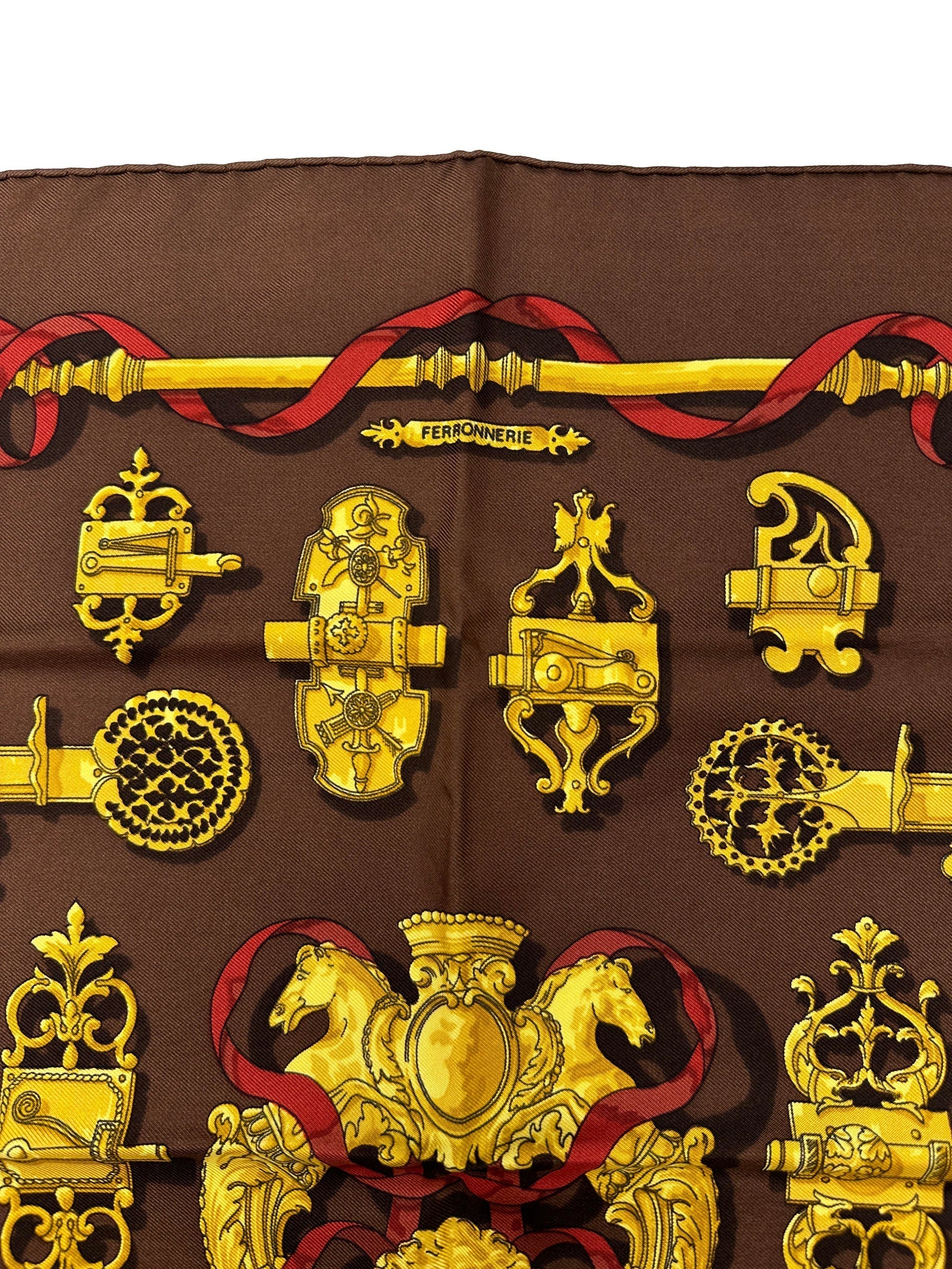 HERMÈS FERRONNERIE SILK SCARF