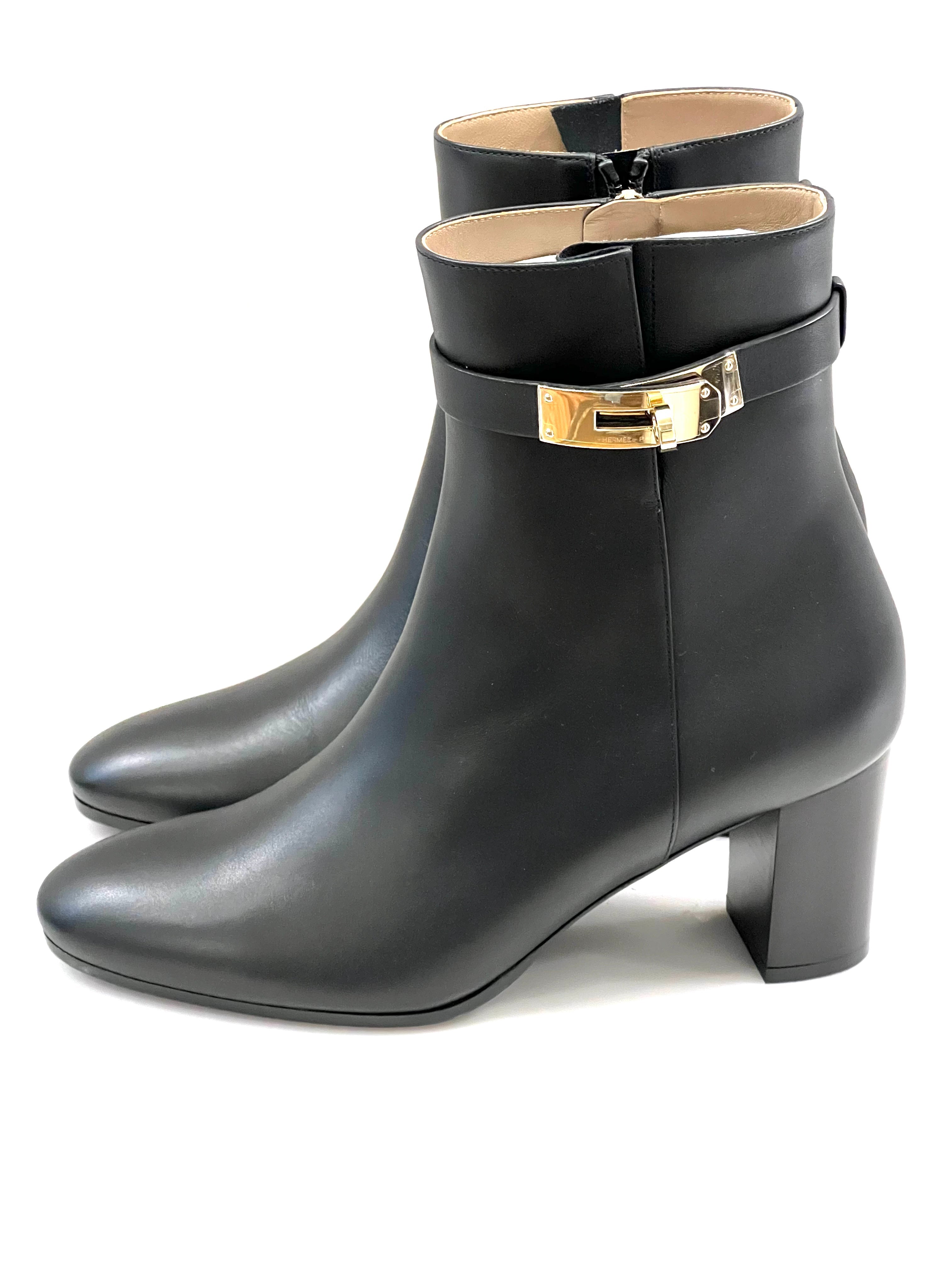 HERMÈS SAINT GERMAIN LEATHER ANKLE BOOTS