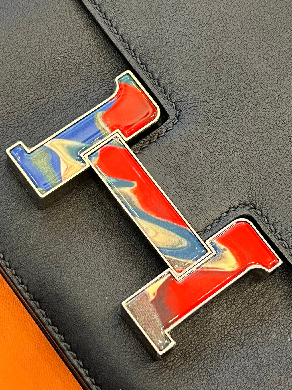 HERMÈS SWIFT MARBLE CONSTANCE 18 SHOULDER BAG