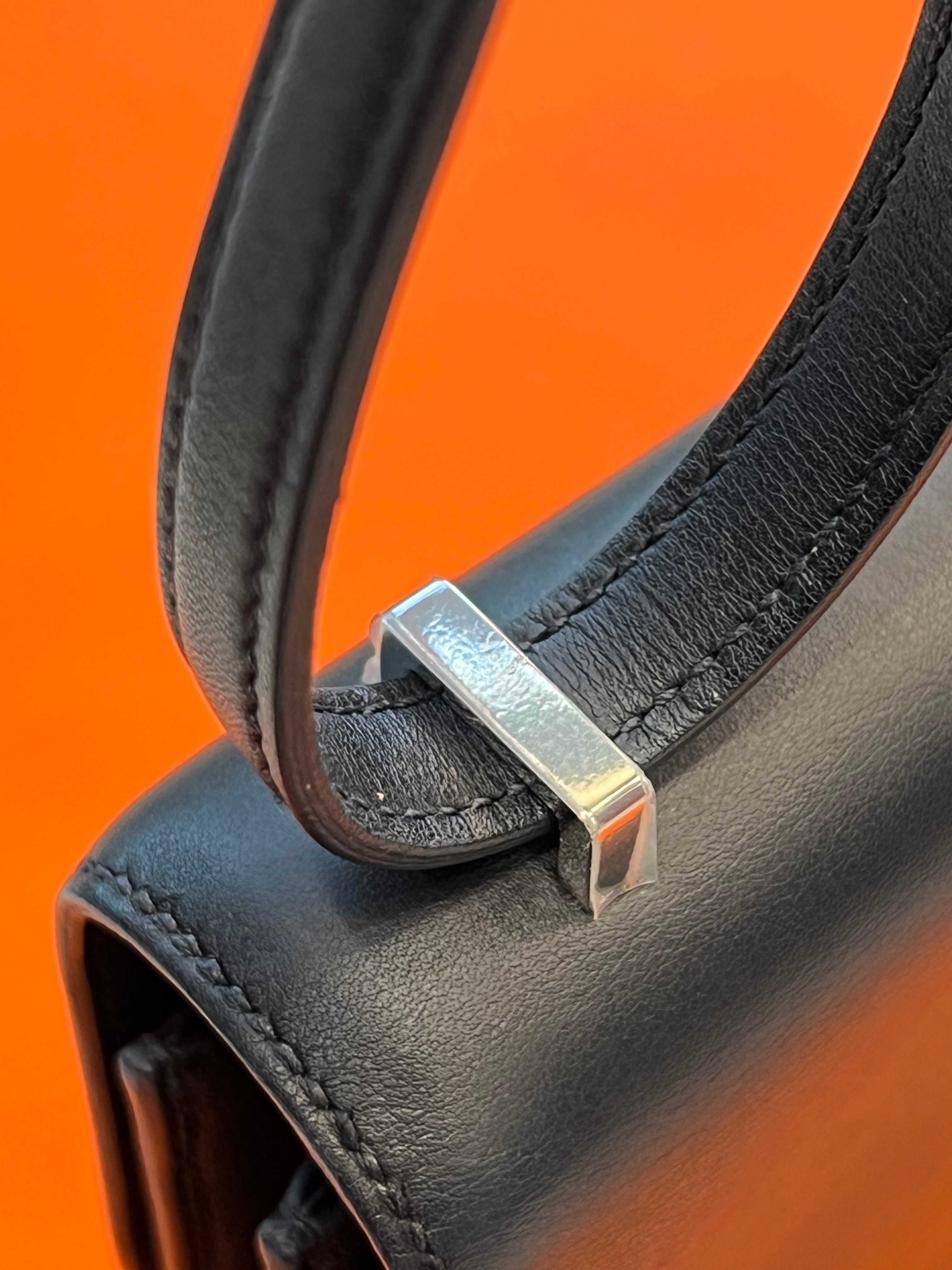 HERMÈS SWIFT MARBLE CONSTANCE 18 SHOULDER BAG