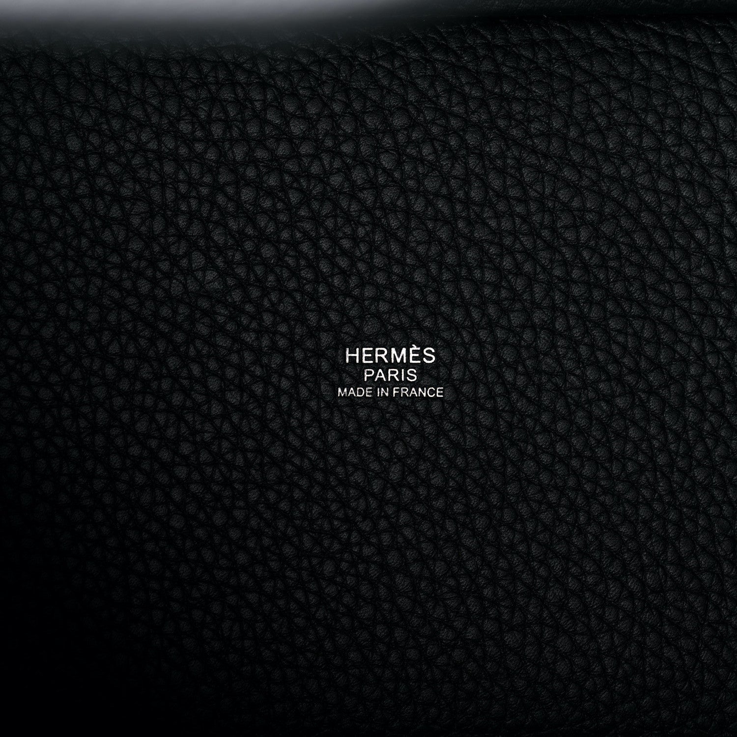HERMÈS PITCOTIN LOCK 22 CLEMENCE LEATHER BAG