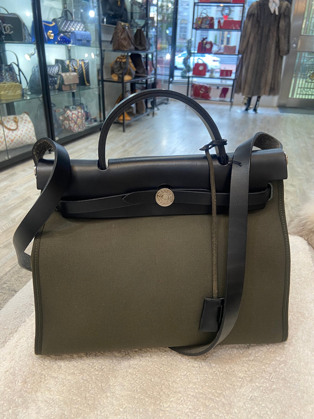 HERMÈS HERBAG ZIP RETOURNE 31 LEATHER PALLADIUM SHOULDER BAG