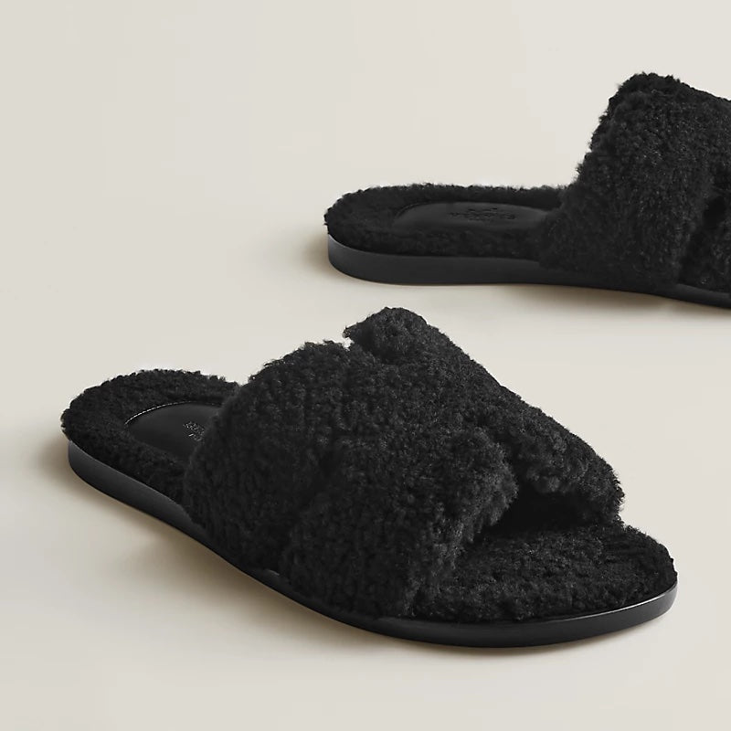 HERMÈS SHEARLING IZMIR SLIDE MULES
