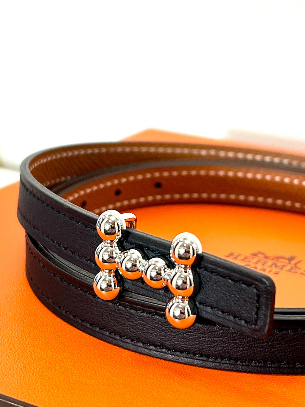 HERMÈS BUBBLE BUCKLE LEATHER REVERSIBLE BELT