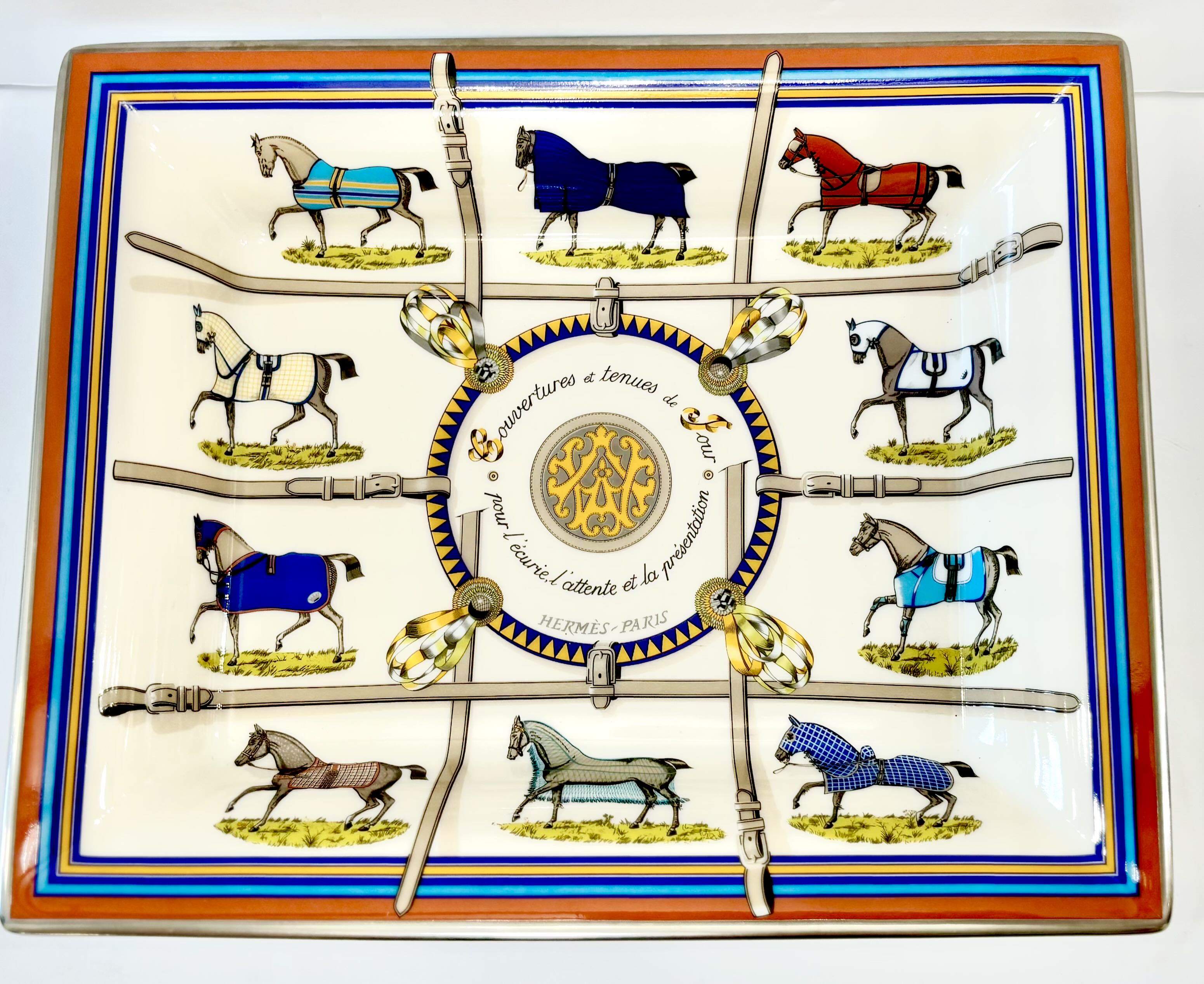 HERMÈS COUVERTURES ET TENUES DE JOUR CHANGE TRAY