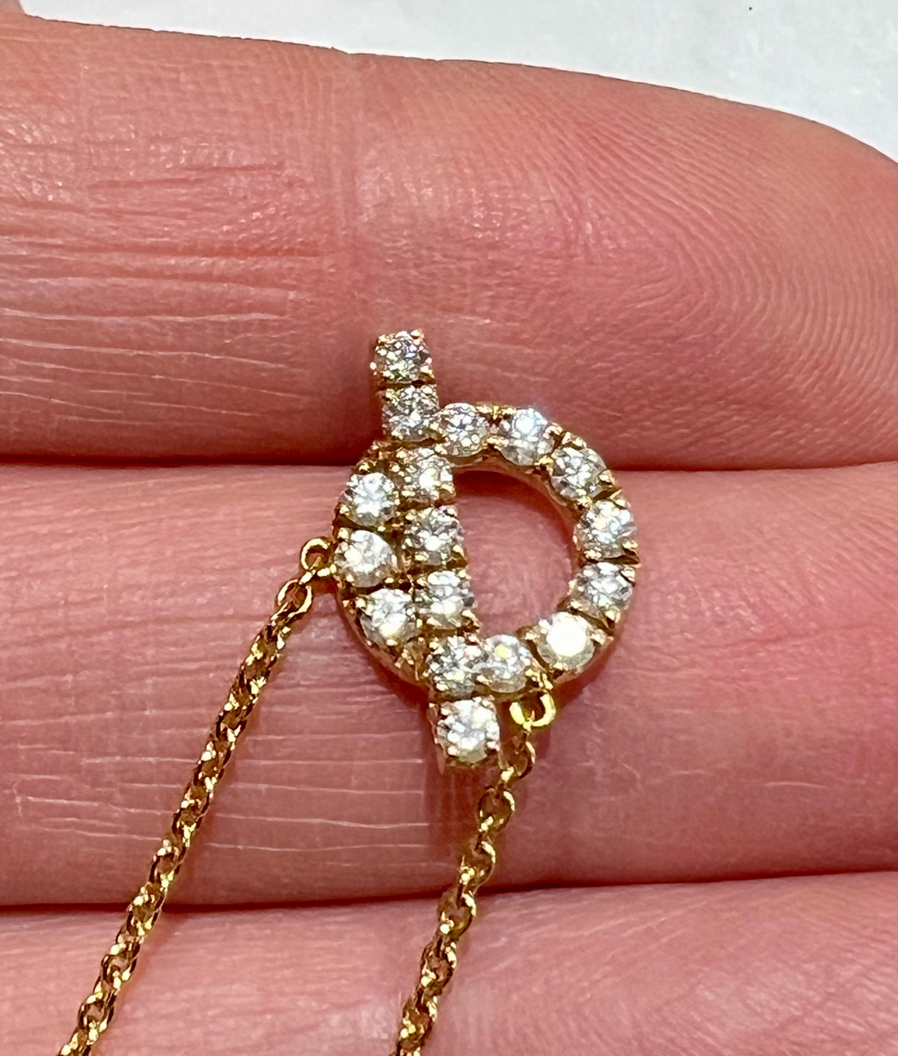 HERMÈS PENDANT 18K ROSE GOLD NECKLACE