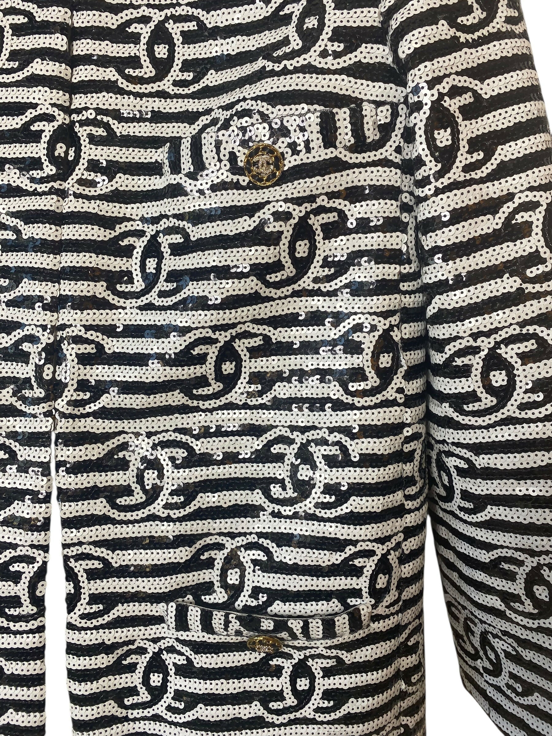 Chanel 22S Runway Sequin CC Logo Black and White Jacket FR 40