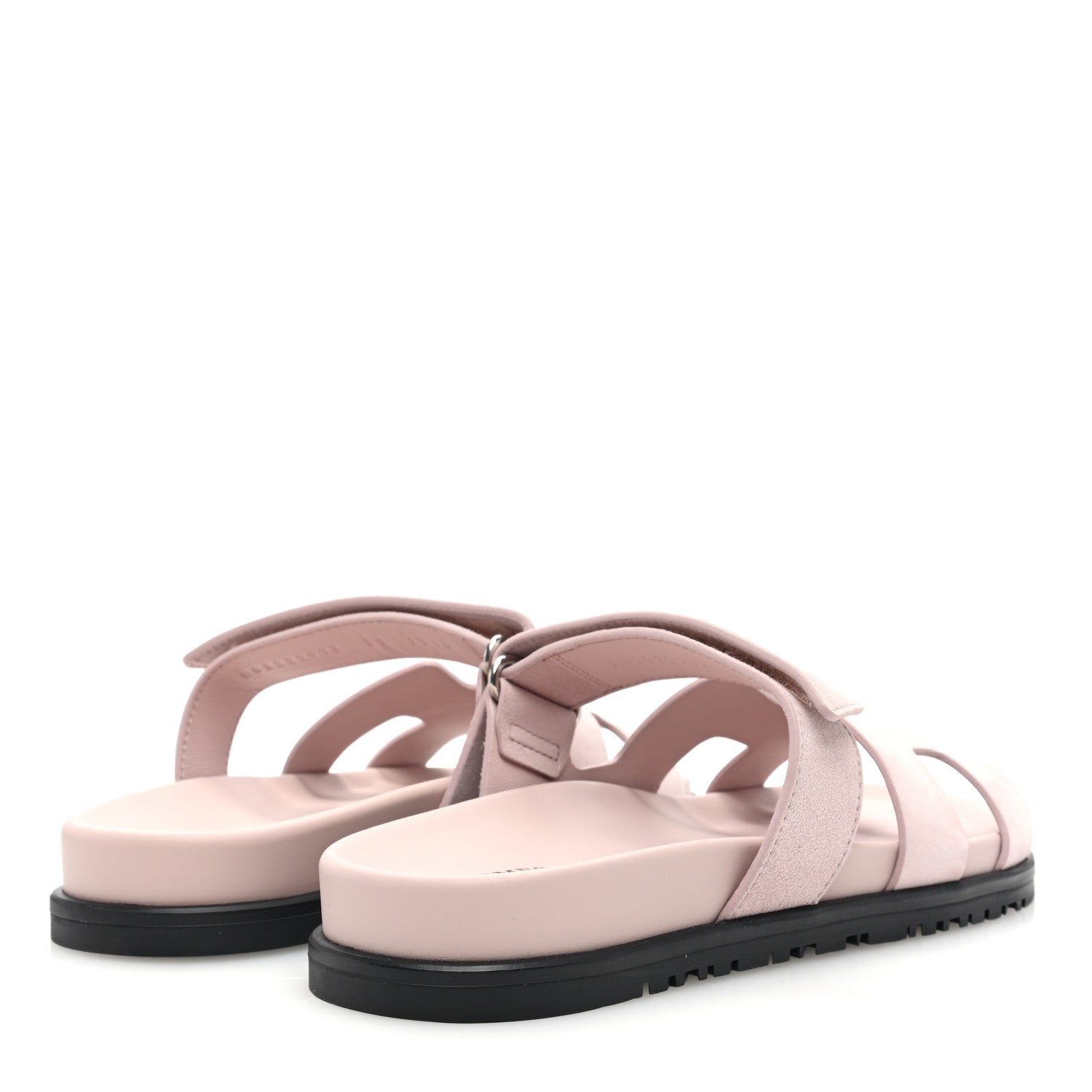 HERMÈS CHYPRE SUEDE ROSE PORCELAINE SANDALS