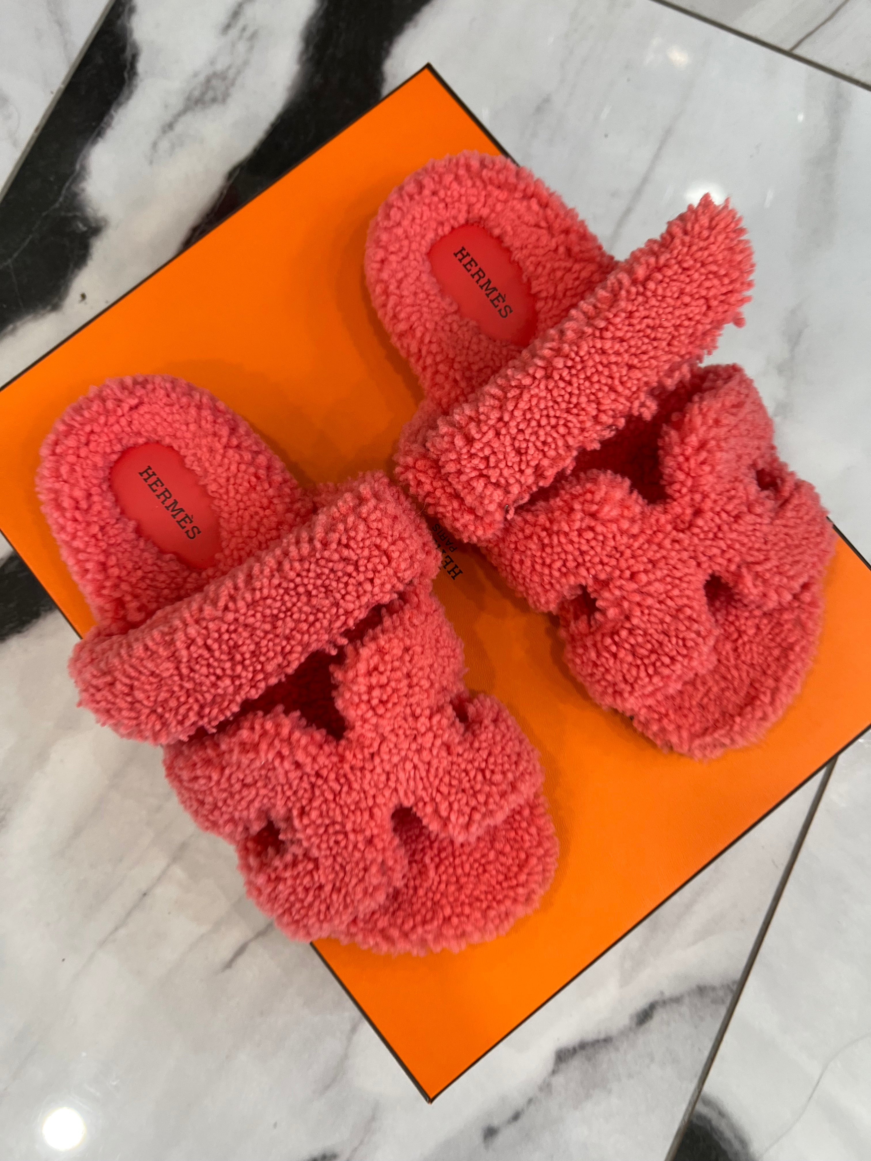 HERMÈS CHYPRE TECHNO WOOLSKIN SANDALS