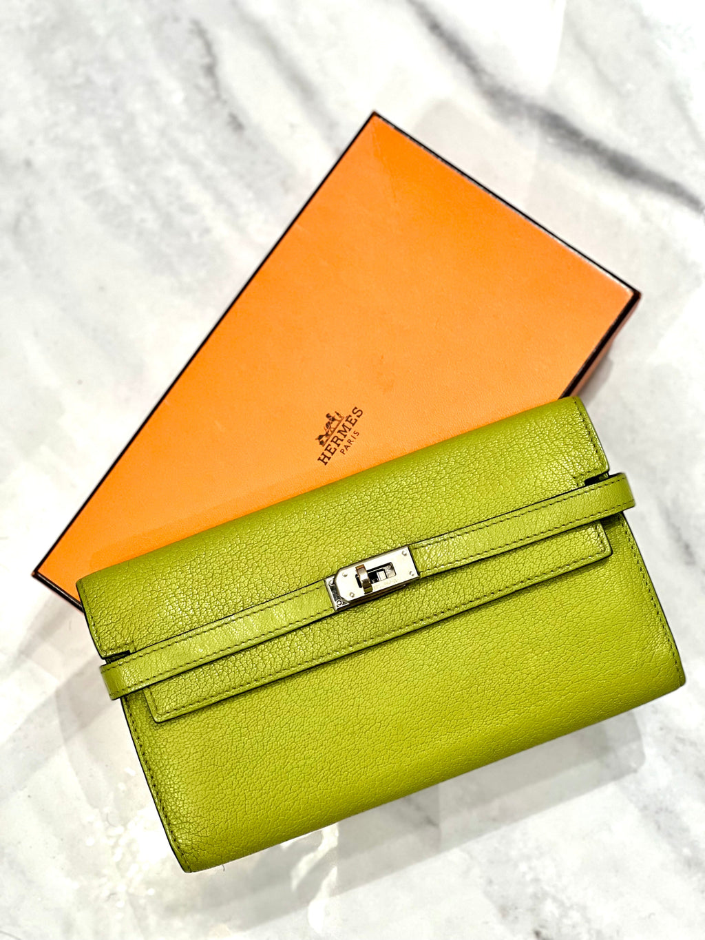 HERMÈS Kelly Long Chevre Mysore Wallet