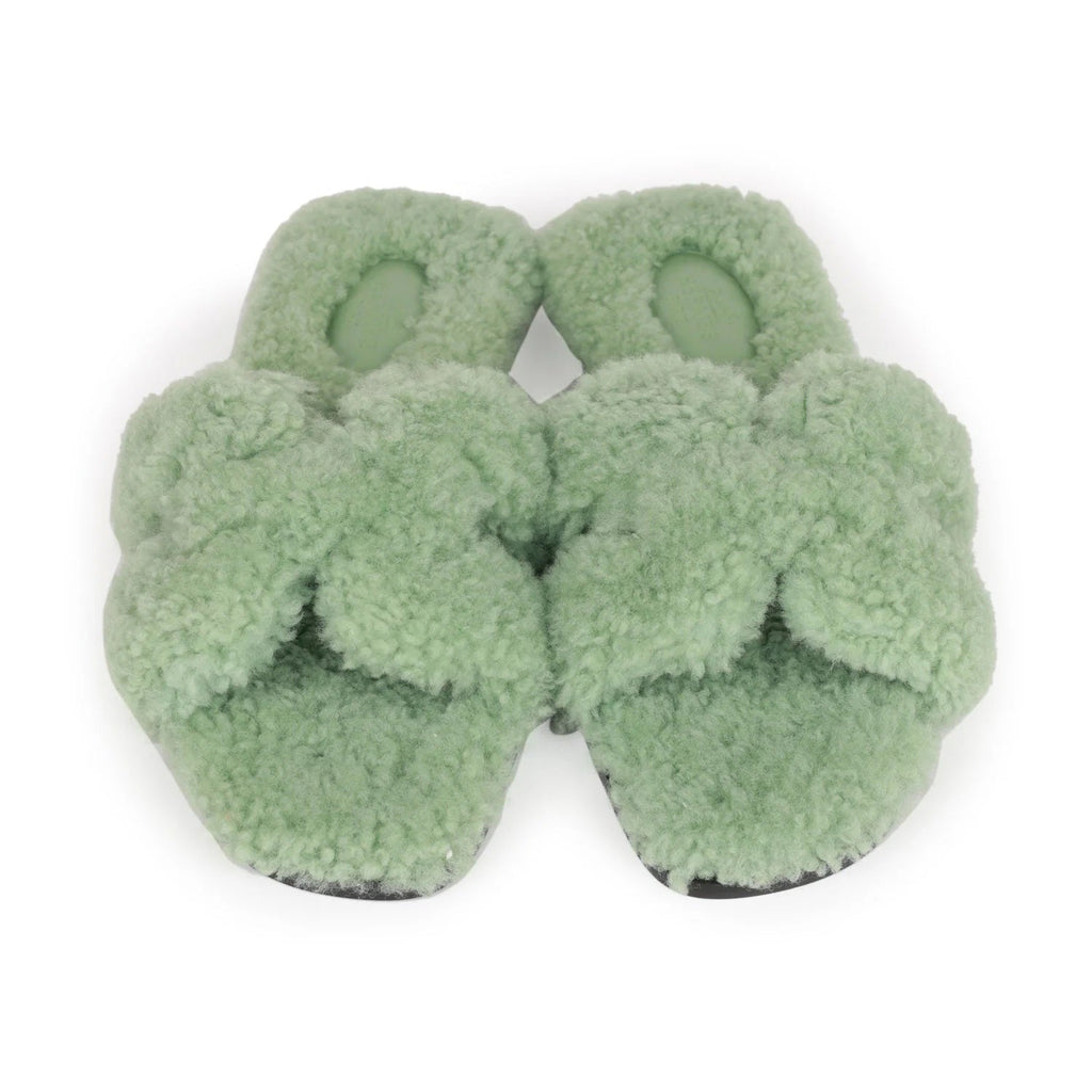 HERMÈS WOOLSKIN ORAN SANDALS IN VERT D'EAU