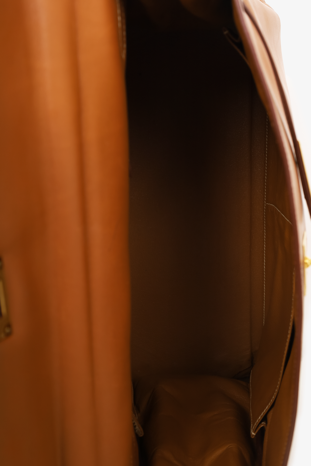Hermès 1991 Brown Gulliver Leather Kelly Retourne 35 with Strap