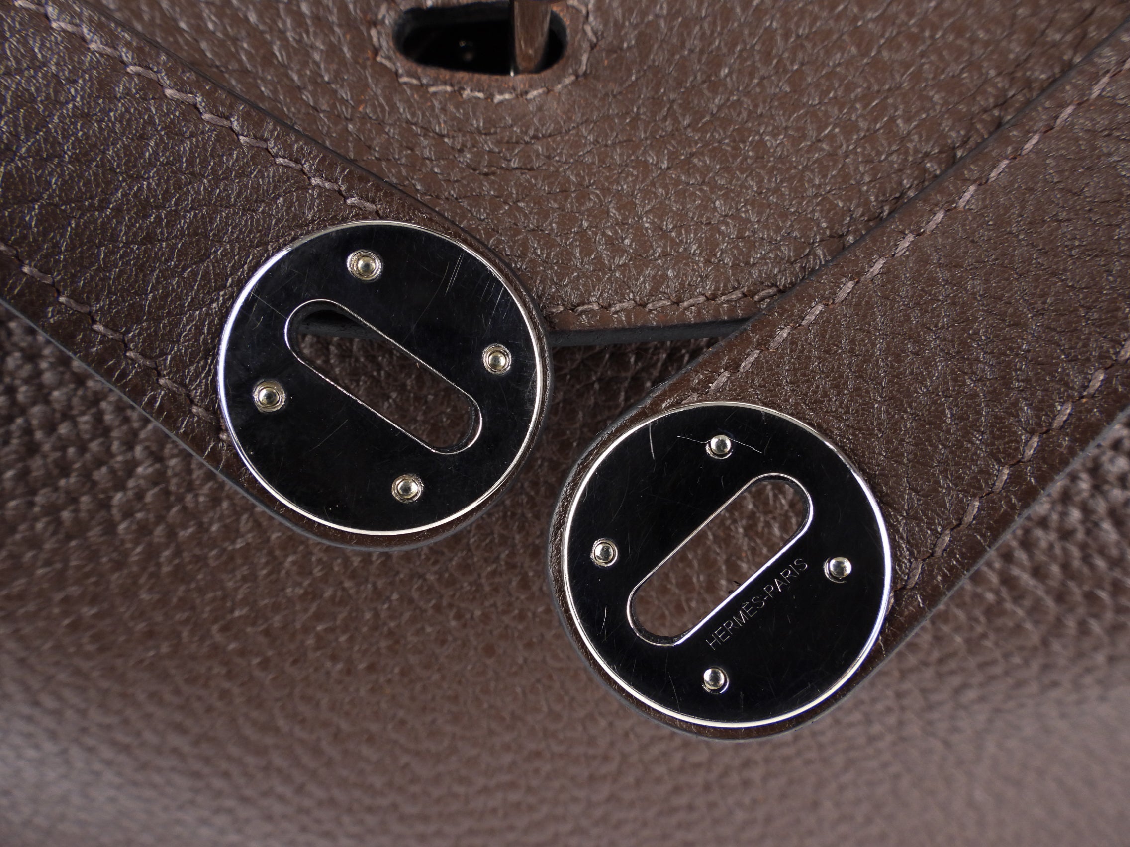 Hermes Lindy 34 Chocolate Brown Clemence Leather Palladium Hardware Shoulder Tote