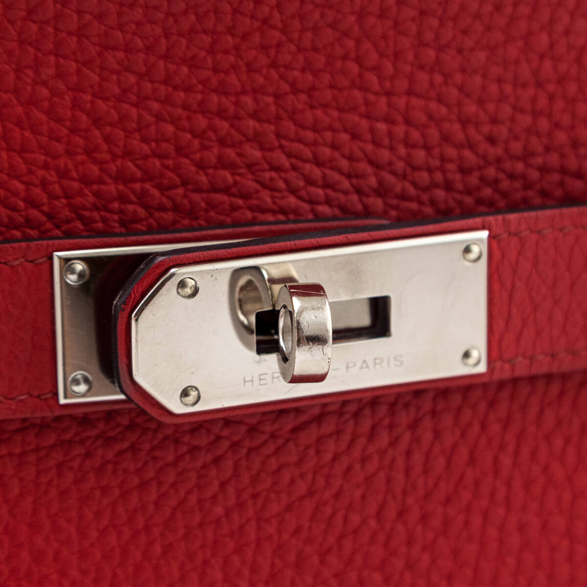 Hermes Rouge H & Rouge Casaque Taurillon Clemence Bi-Color Jypsiere 28