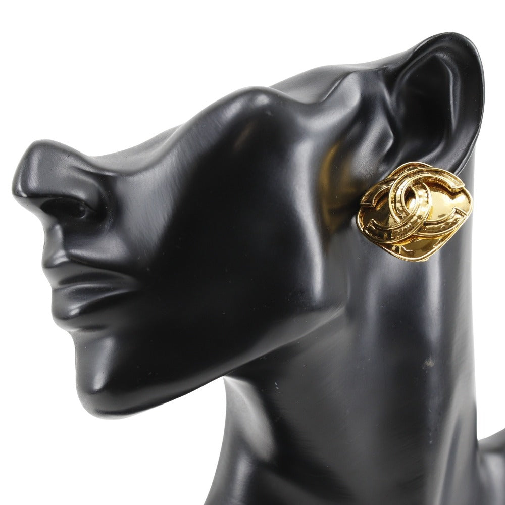 Chanel Coco Mark Earrings Gold Plated 94P