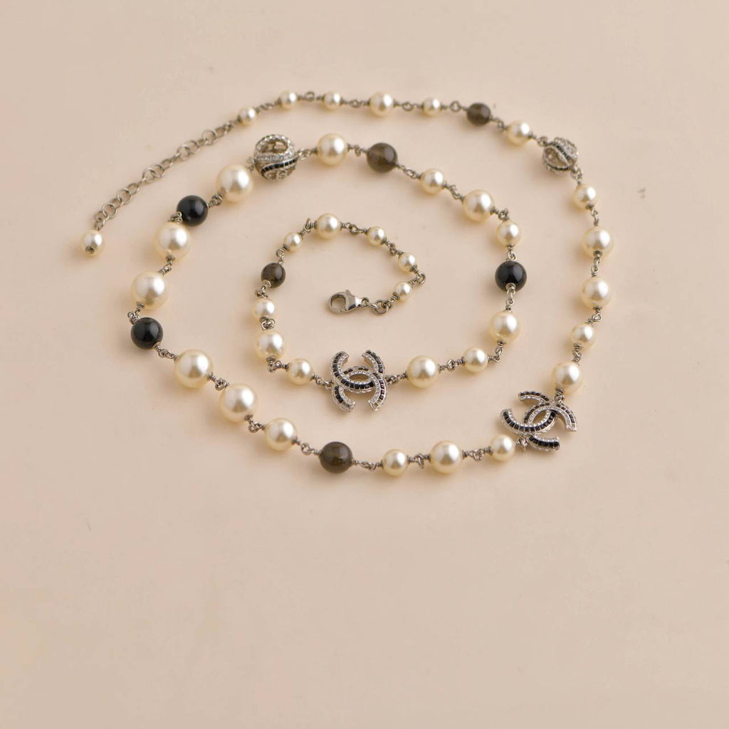 Chanel CC Faux Pearl Crystal Enamel Gold Tone Necklace