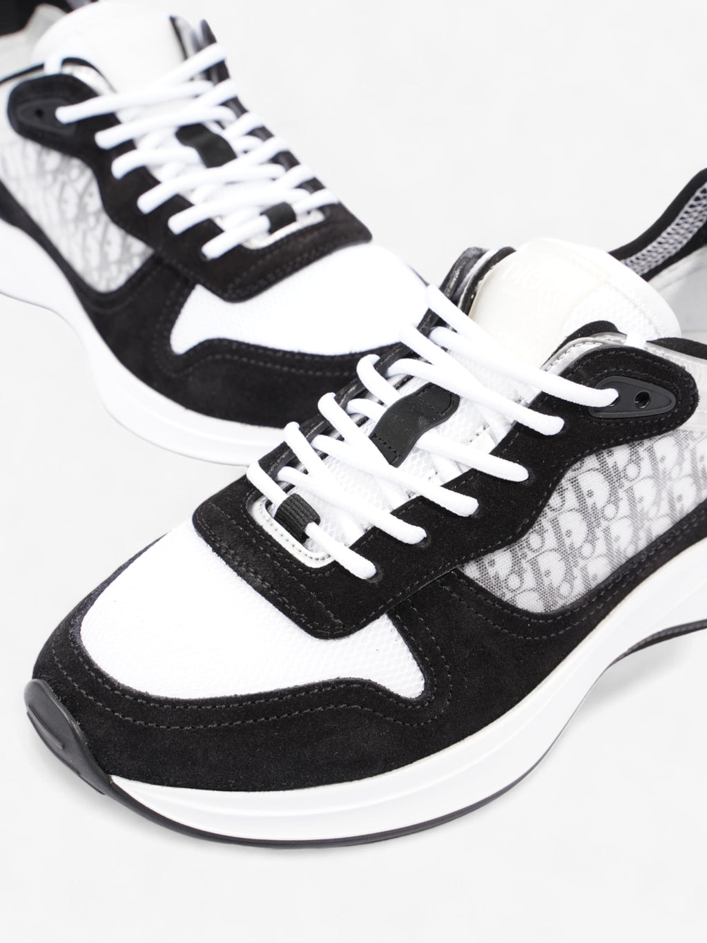 Christian Dior B25 Runner White / Black Mesh EU 39 UK 6