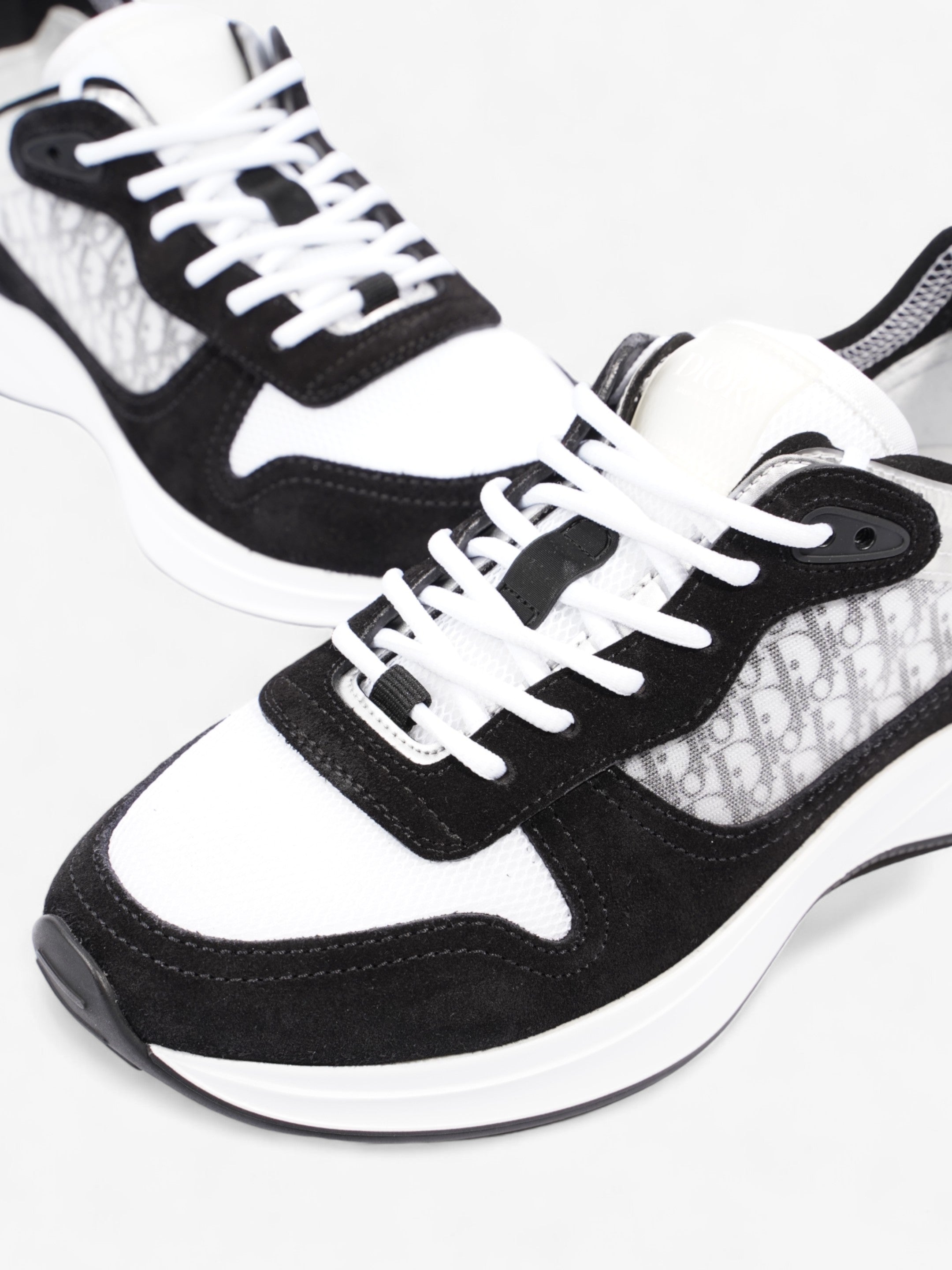 Christian Dior B25 Runner White / Black Mesh EU 39 UK 6