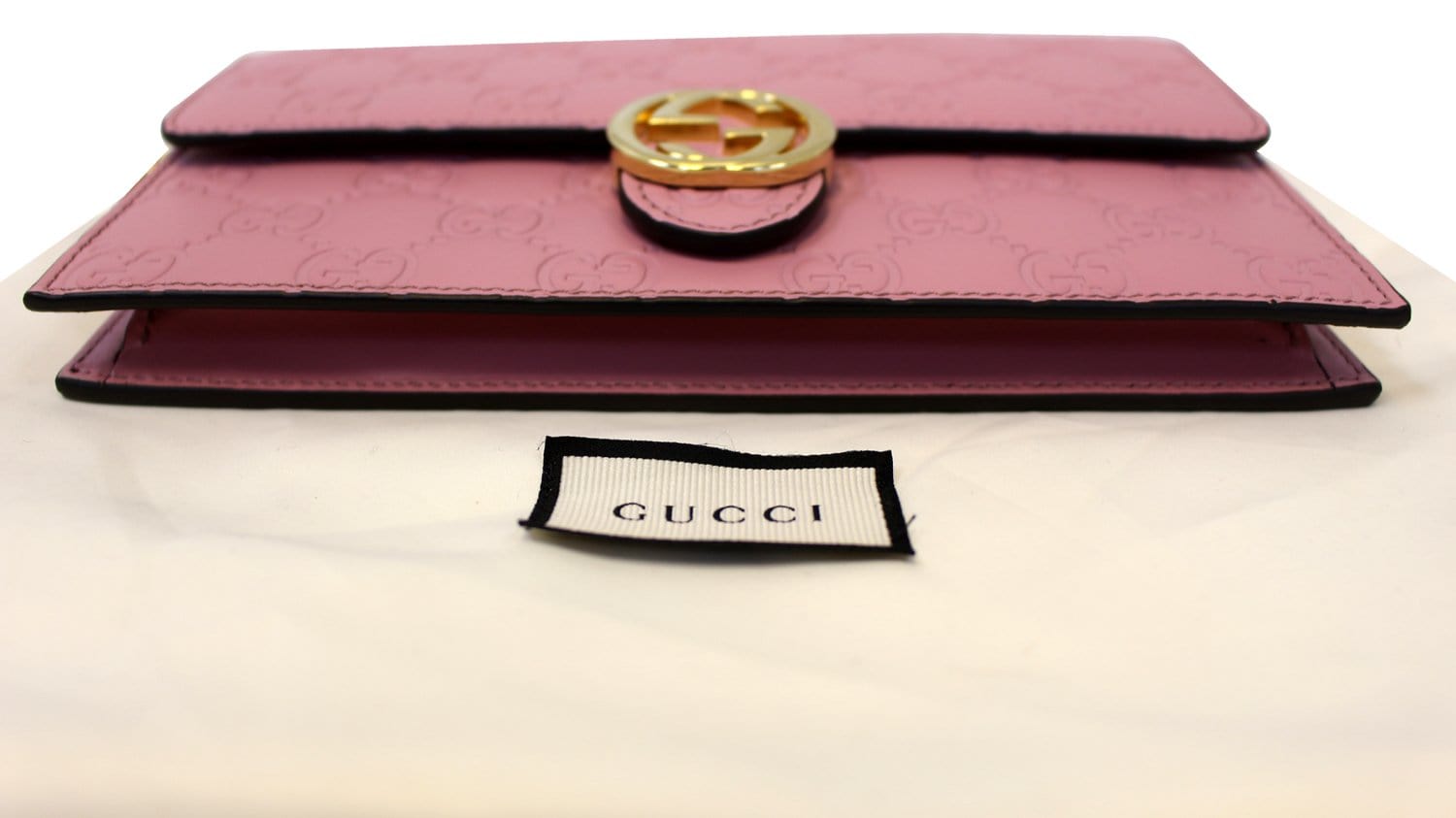 GUCCI Icon Gucci Signature Chain wallet Light Pink