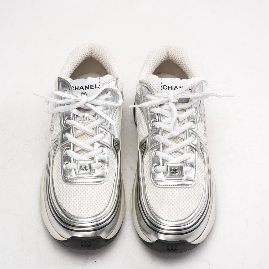 Chanel CC Logo Sneaker in White and Silver 40.5